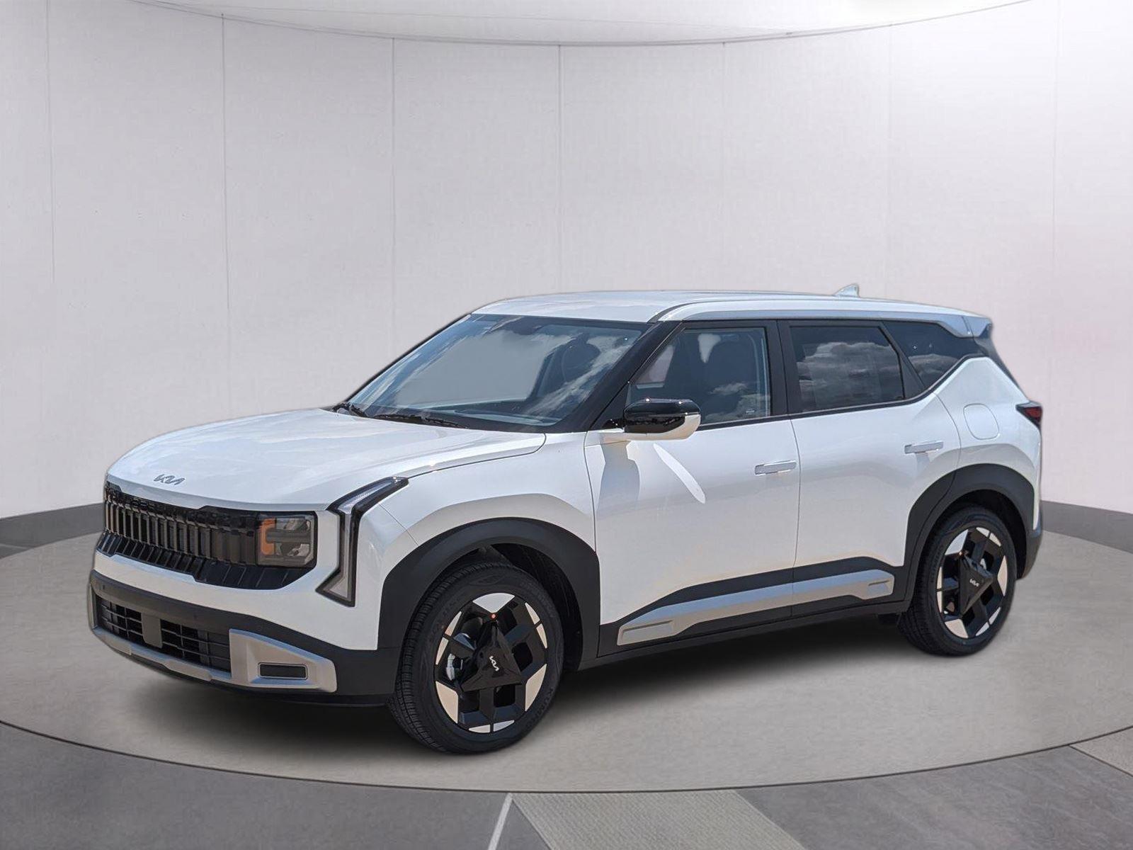 Snow White Pearl 2027 Kia Seltos SUV / Crossover Front-Wheel Drive Continuously Variable Transmission