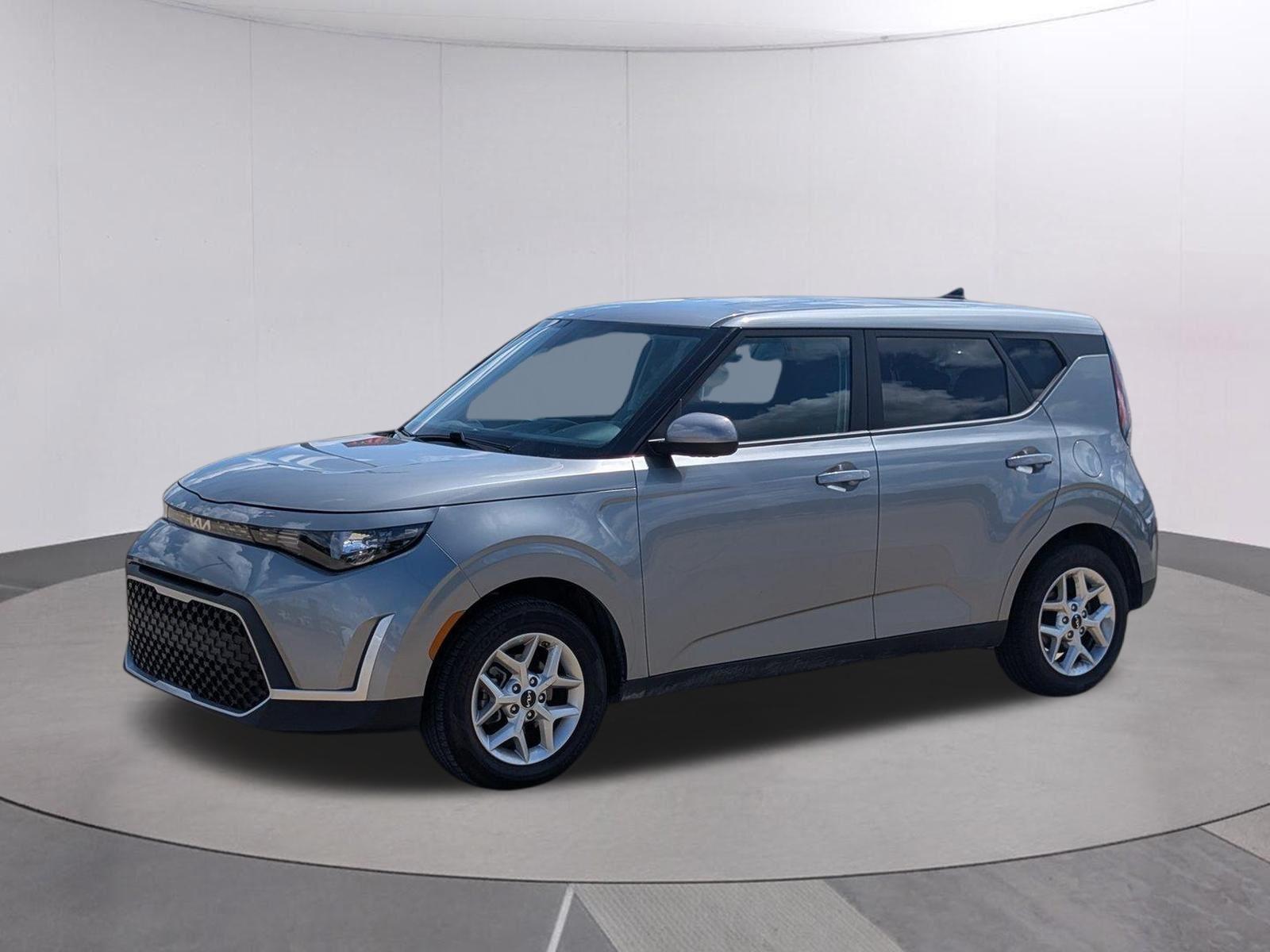Steel Gray 2025 Kia Soul SUV / Crossover Front-Wheel Drive Continuously Variable Transmission