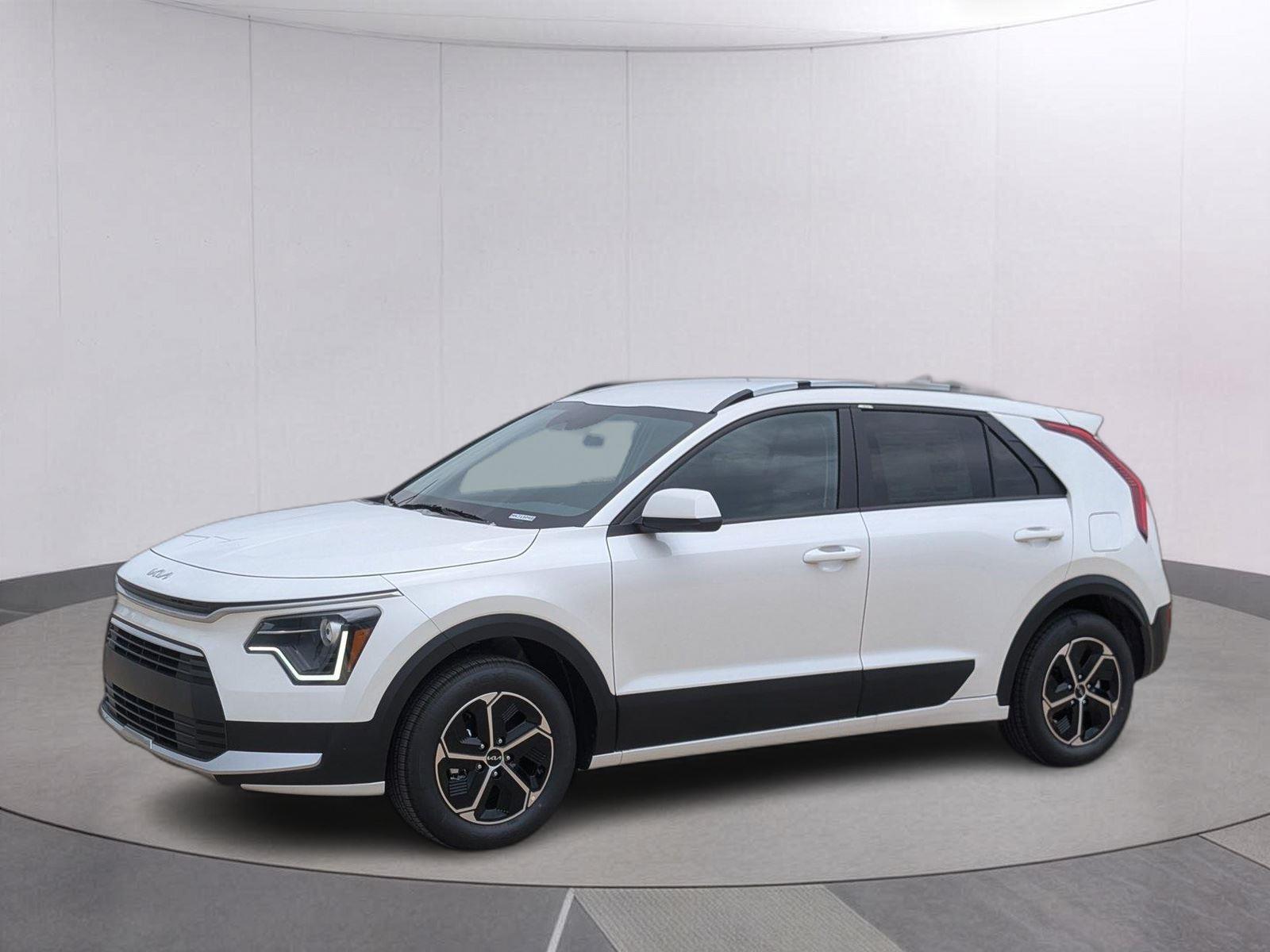 Snow White Pearl 2026 Kia Niro SUV / Crossover Front-Wheel Drive Automatic