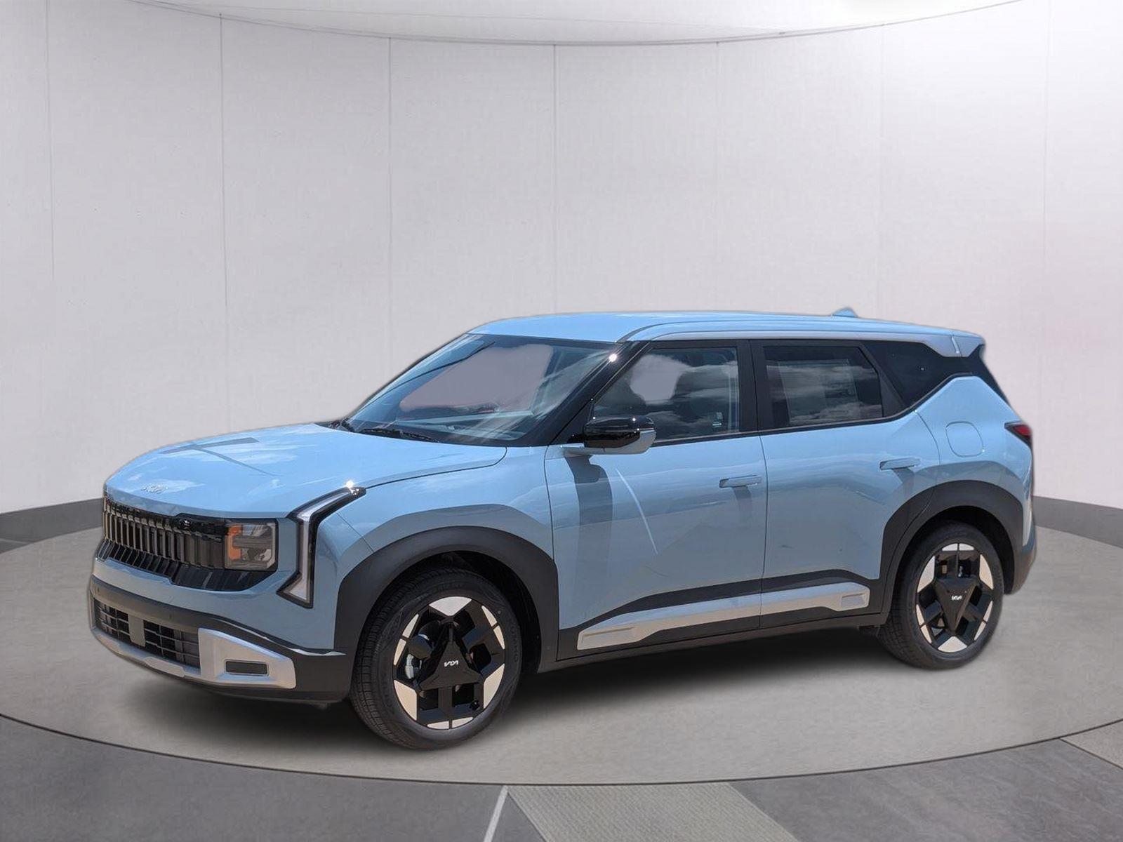 Frost Blue 2027 Kia Seltos SUV / Crossover Front-Wheel Drive Continuously Variable Transmission