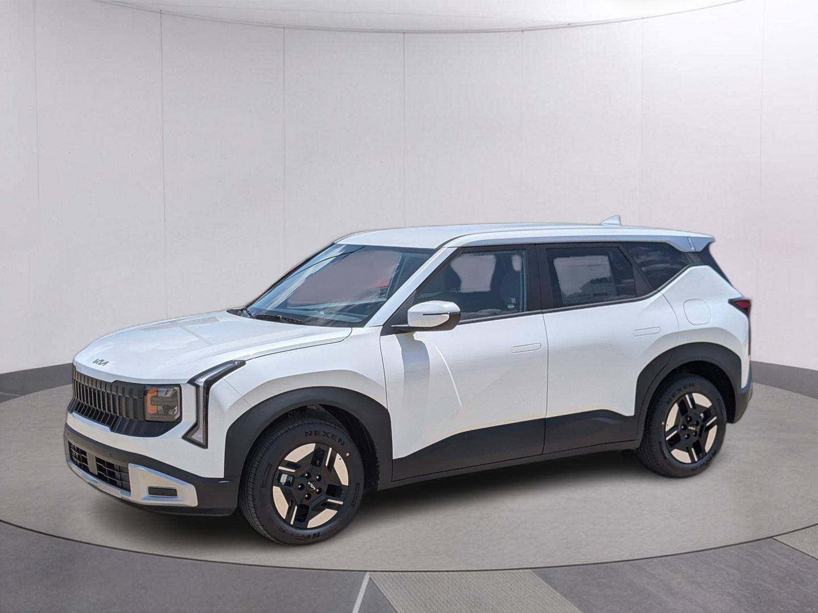 Snow White Pearl 2027 Kia Seltos SUV / Crossover Front-Wheel Drive Continuously Variable Transmission