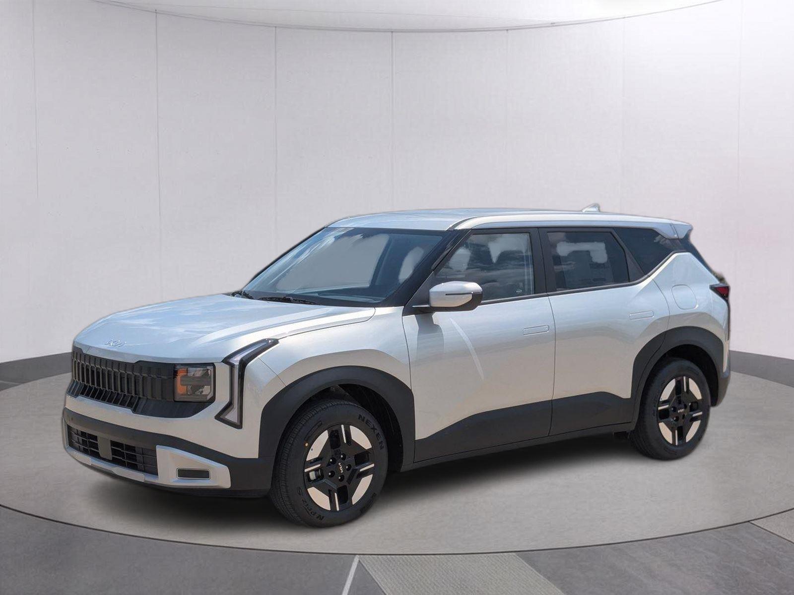 White (Ivory Silver) 2027 Kia Seltos SUV / Crossover Front-Wheel Drive Continuously Variable Transmission