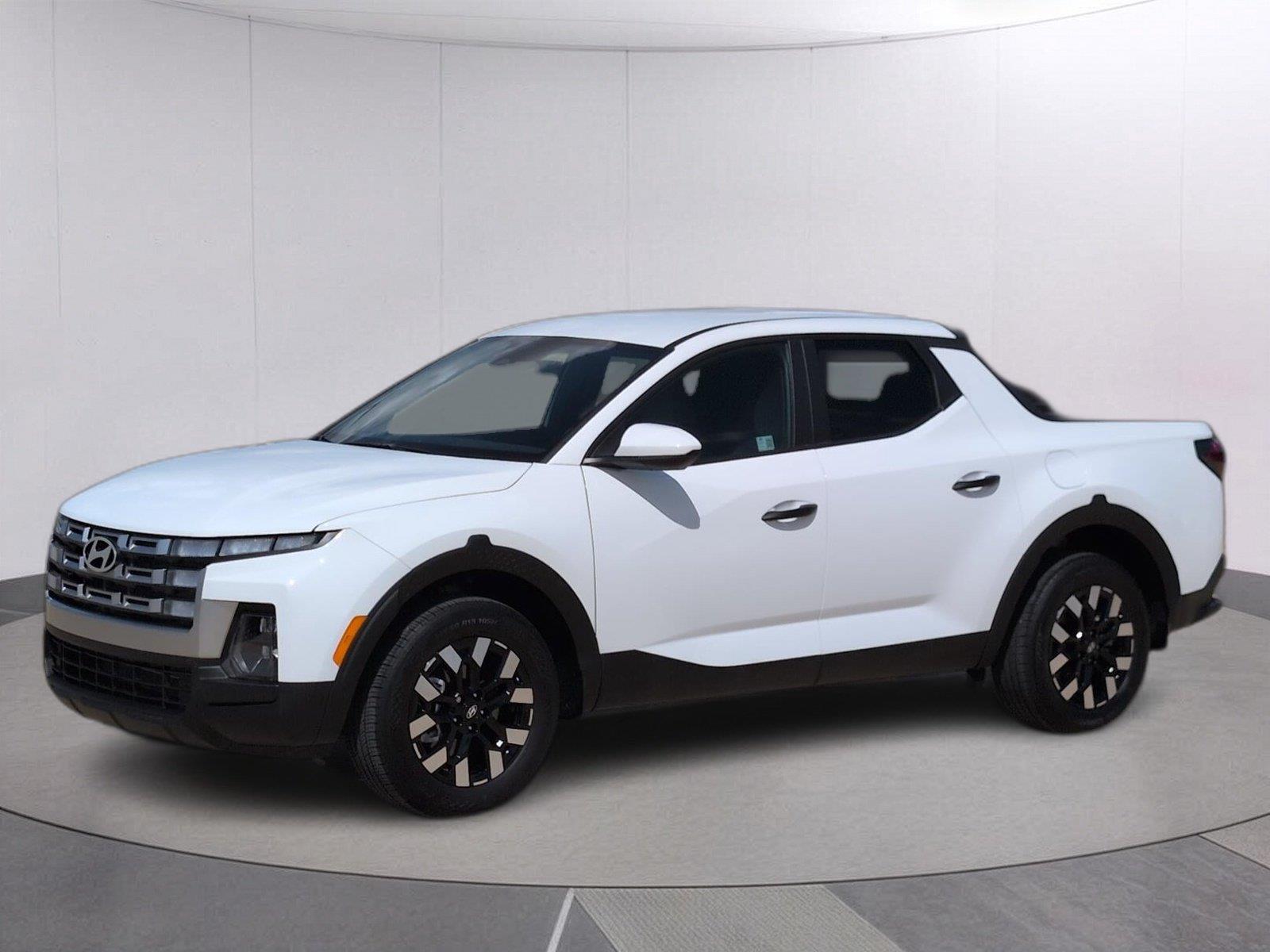 Atlas White 2025 Hyundai Santa Cruz Pickup Truck Front-Wheel Drive Automatic
