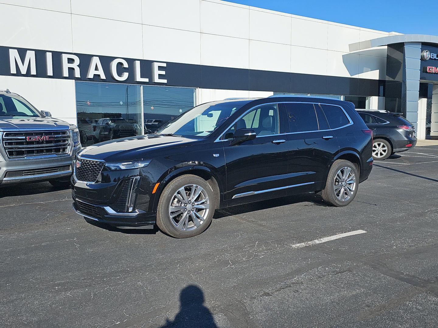 2025 Cadillac XT6 AWD Premium Luxury's photo