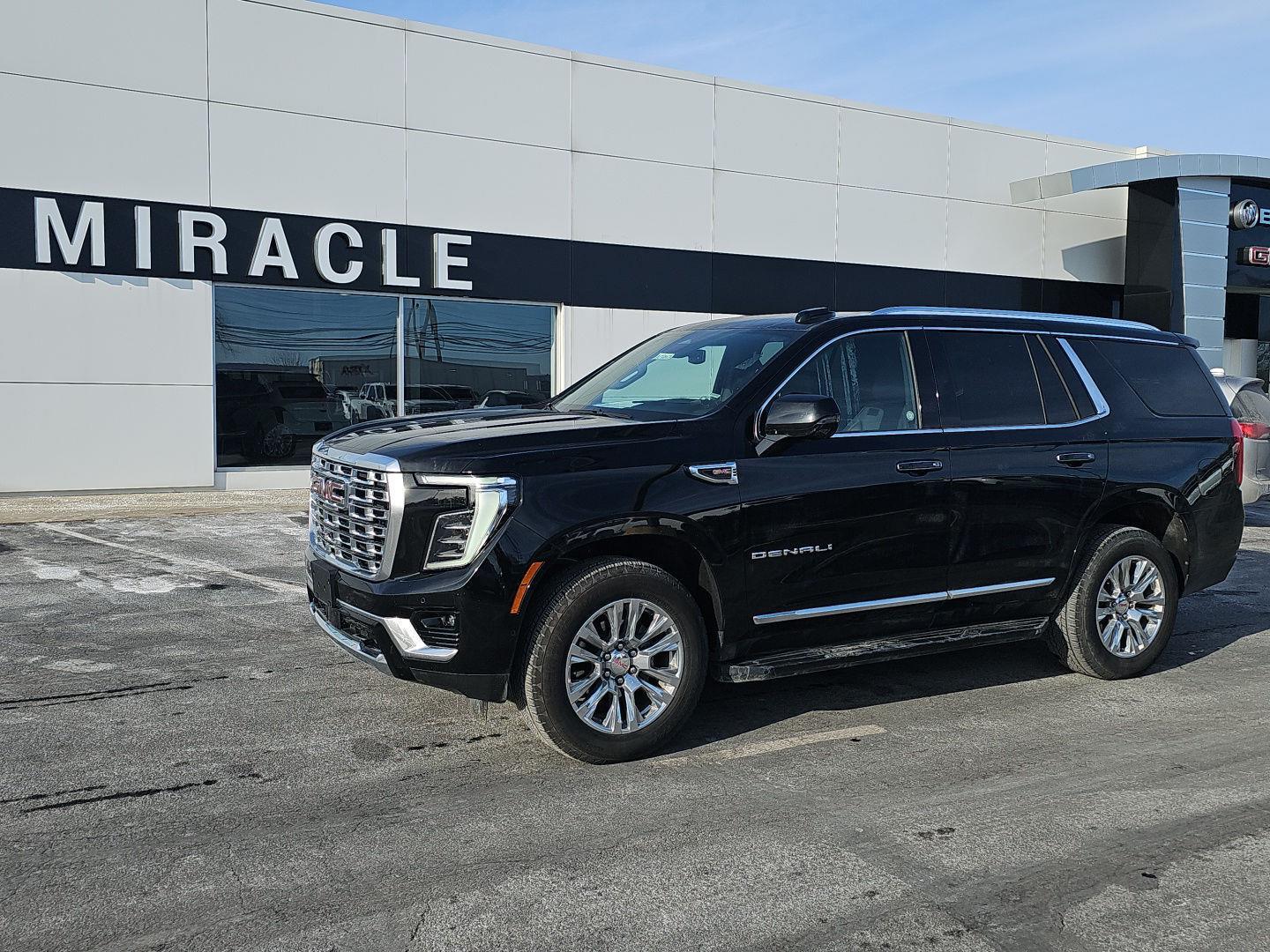 2025 GMC Yukon Denali 4WD