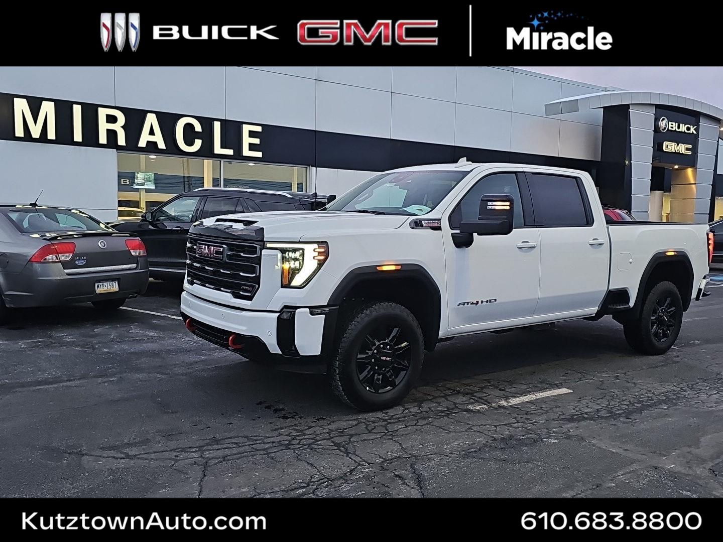 2025 GMC Sierra 2500HD AT4 Crew Cab 4WD