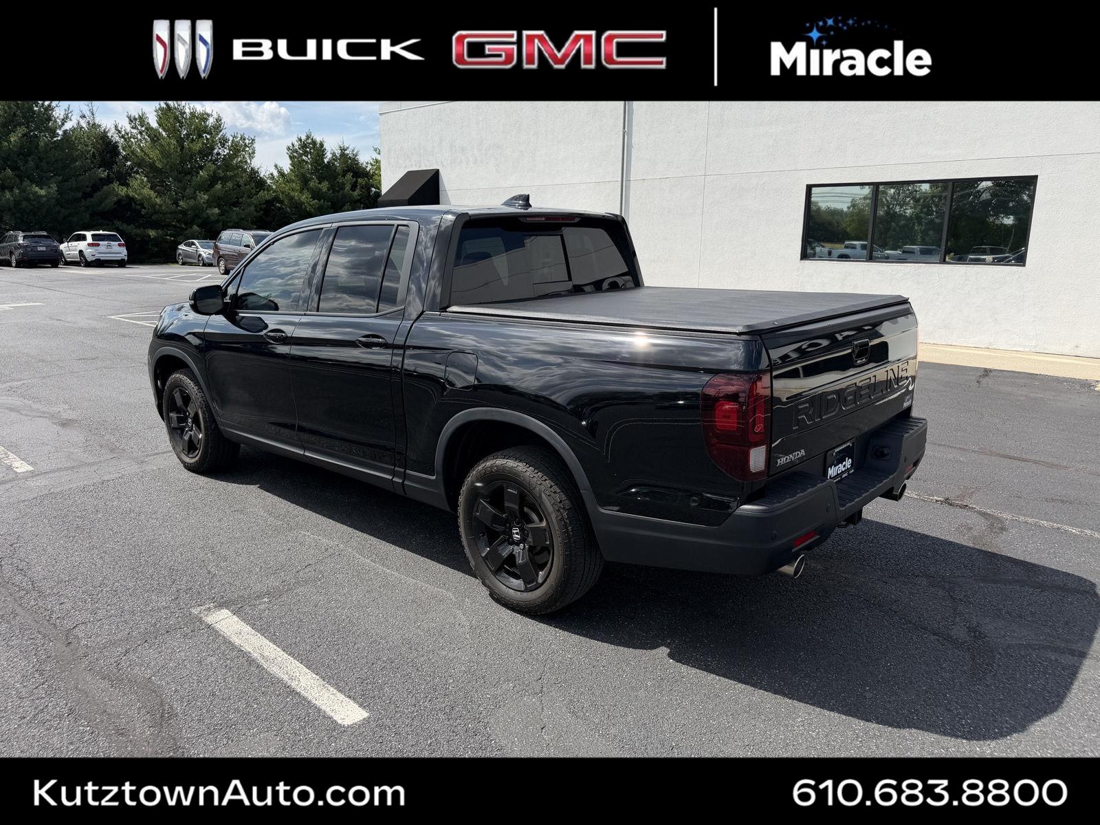 Crystal Black Pearl 2024 Honda Ridgeline Pickup Truck All-Wheel Drive Automatic