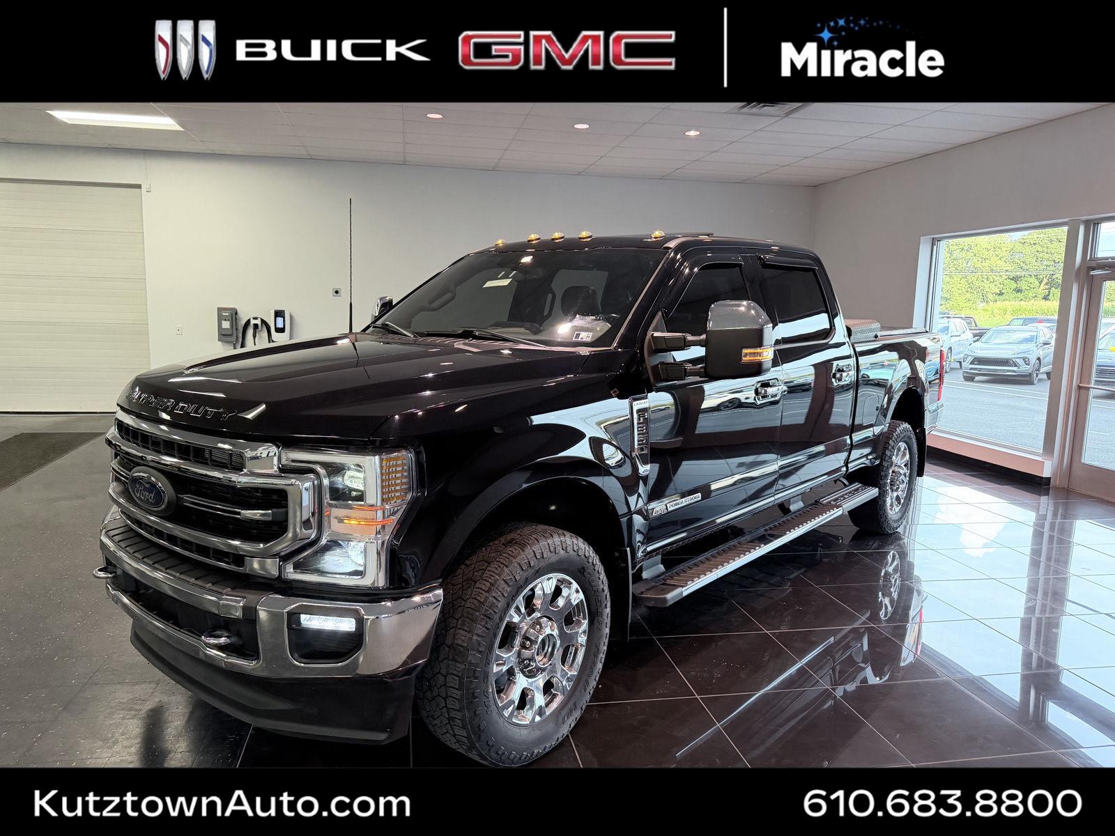 Agate Black Metallic 2022 Ford F-350 Super Duty Pickup Truck Four-Wheel Drive Automatic