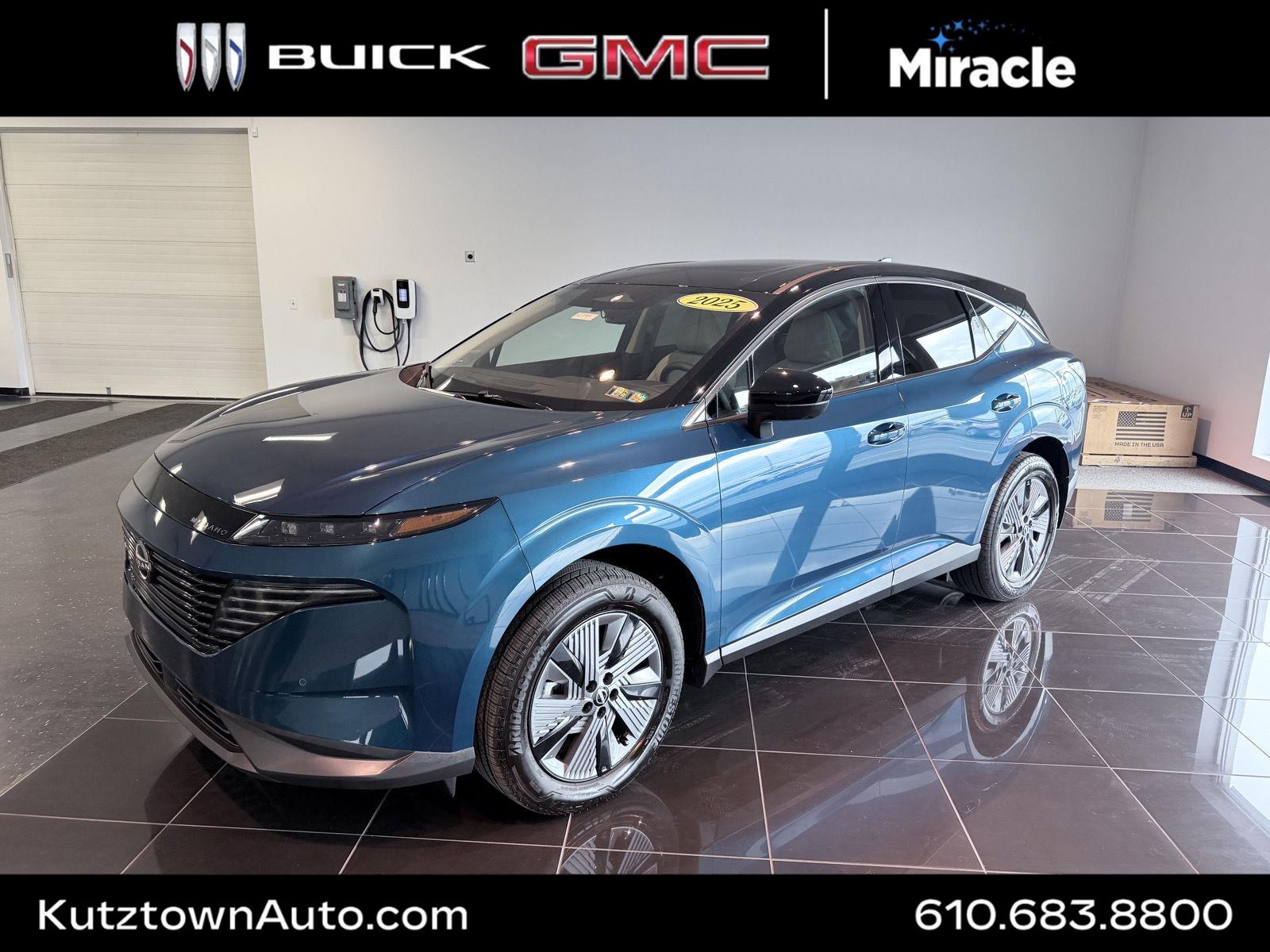 Aurora Blue Pearl Metallic/Super Black 2025 Nissan Murano SUV / Crossover All-Wheel Drive Automatic