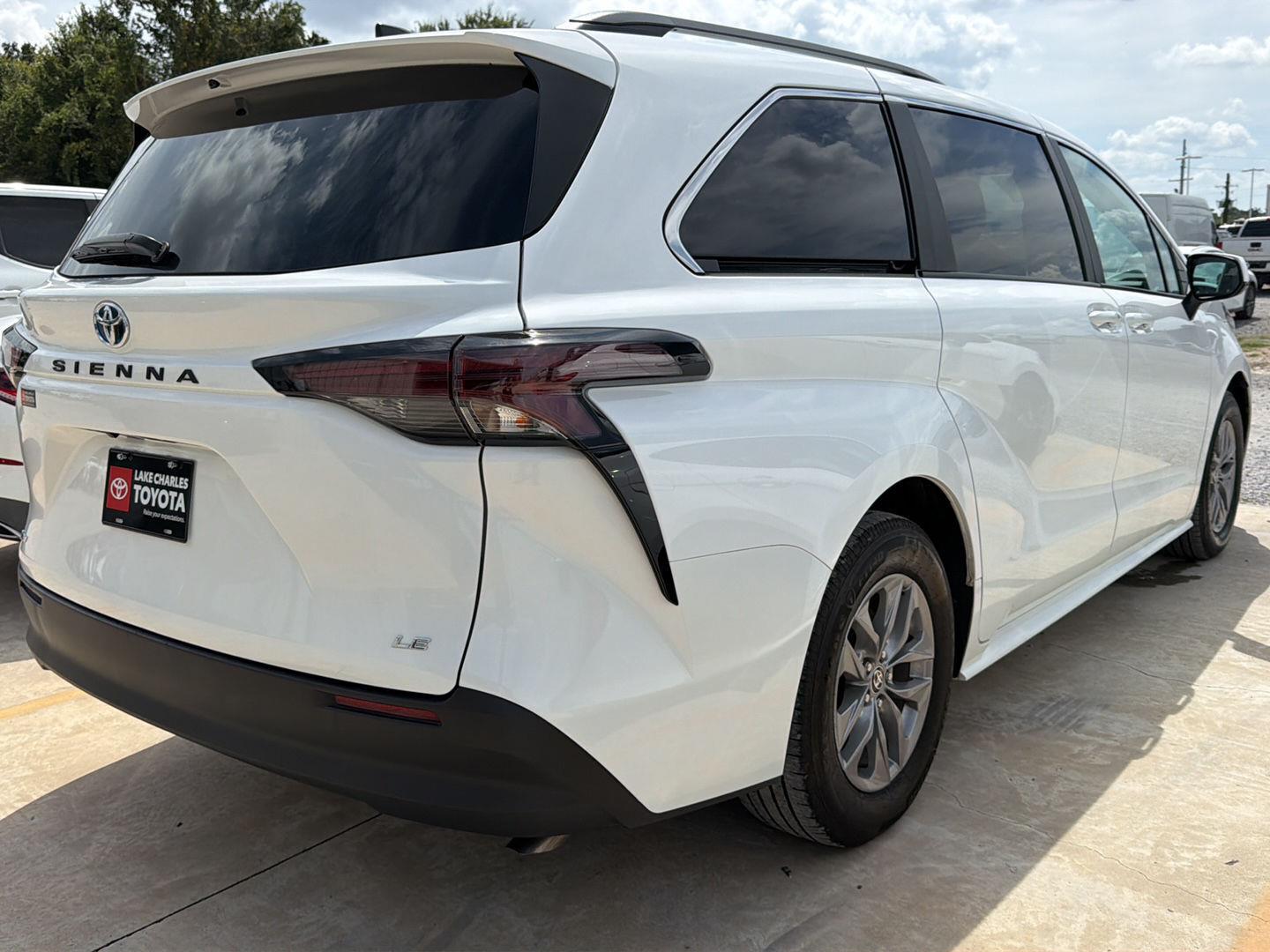 Used 2025 Toyota Sienna Van