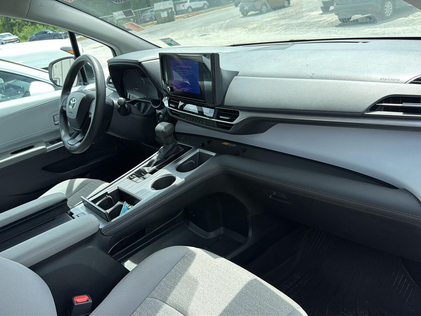 Used 2025 Toyota Sienna Van