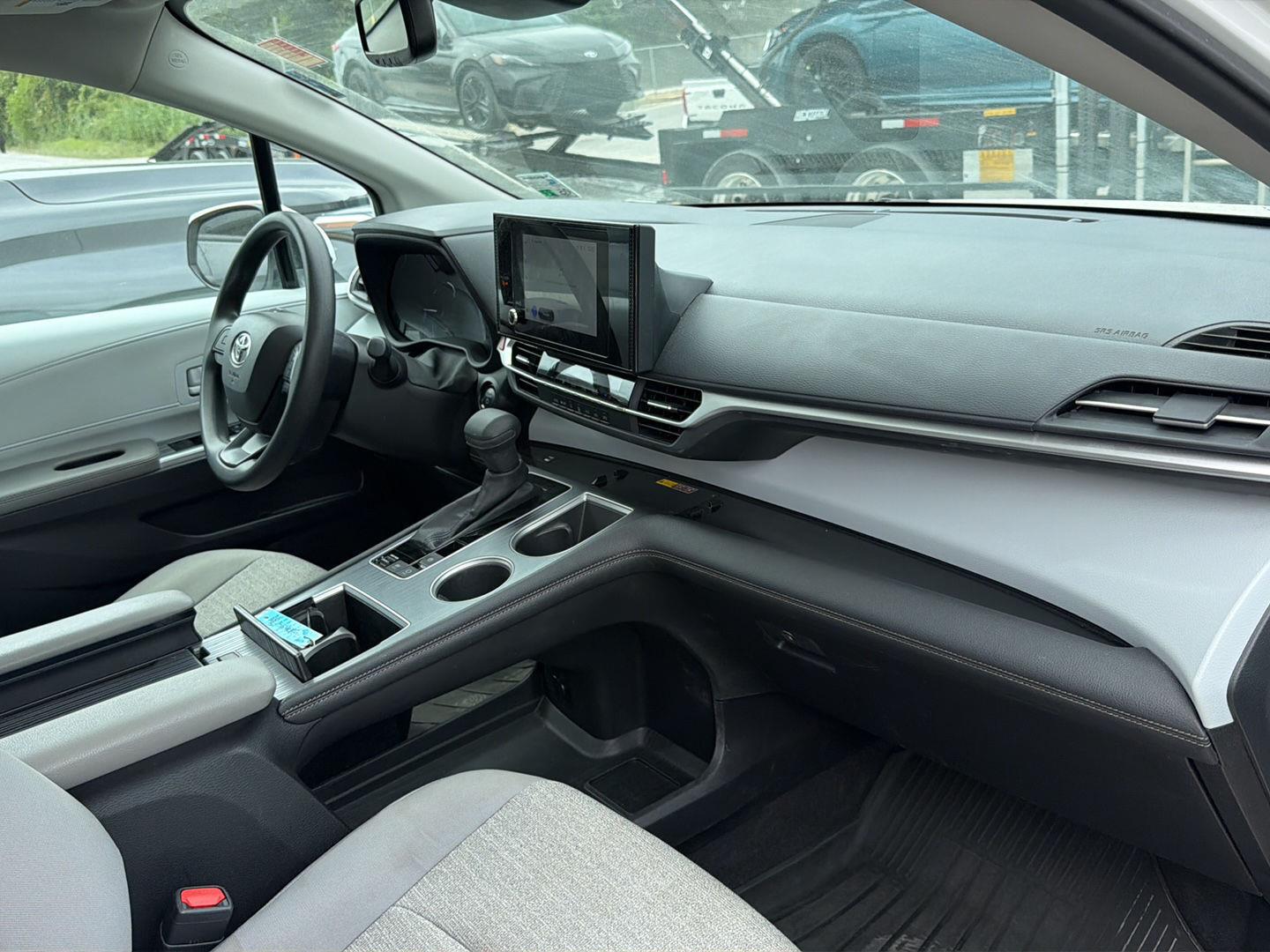 Used 2025 Toyota Sienna Van