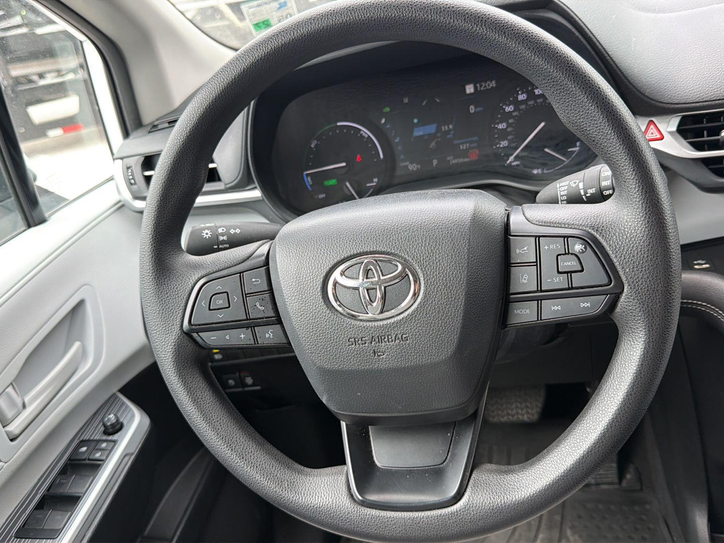 Used 2025 Toyota Sienna Van