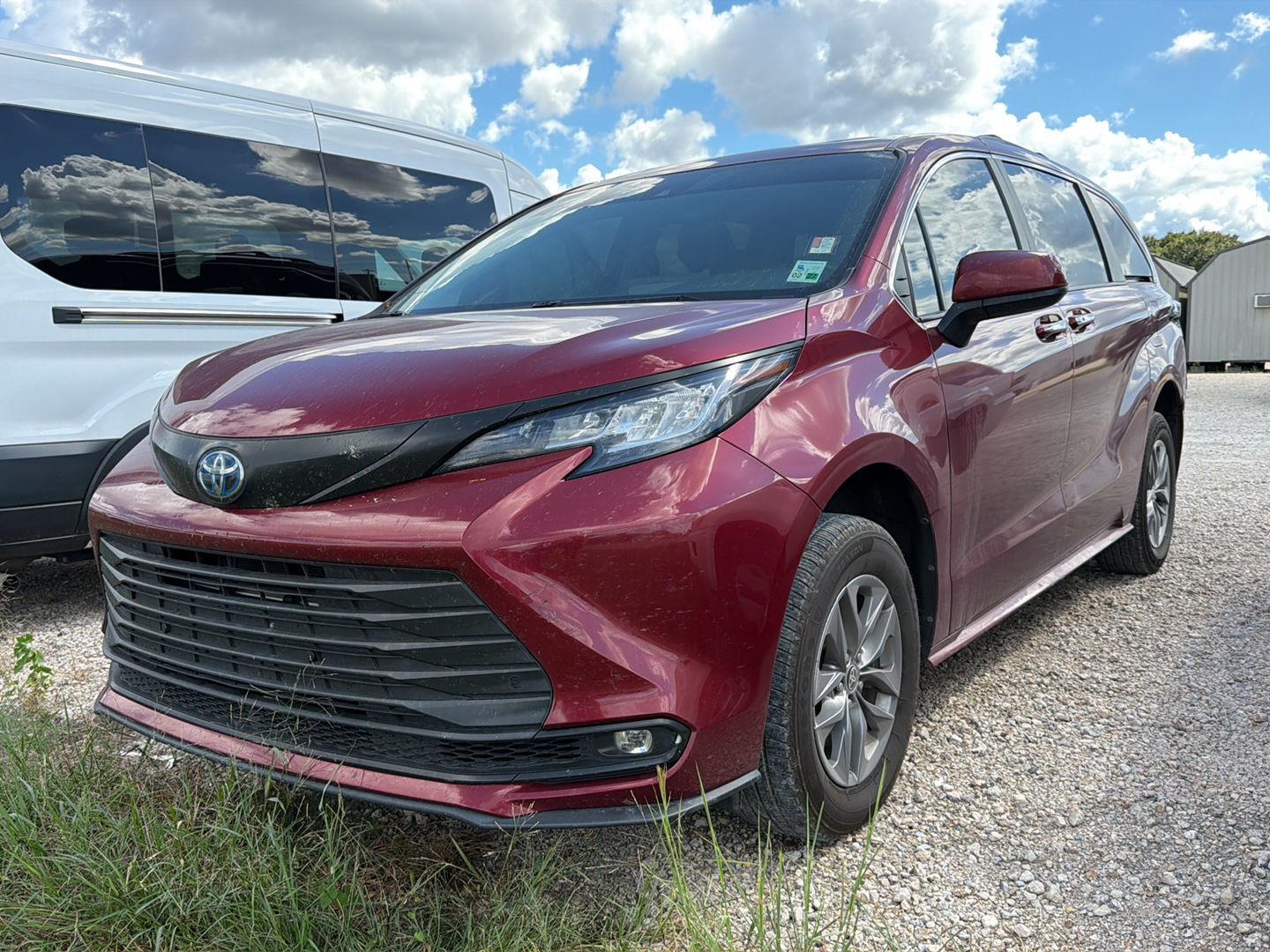 Used 2023 Toyota Sienna Van