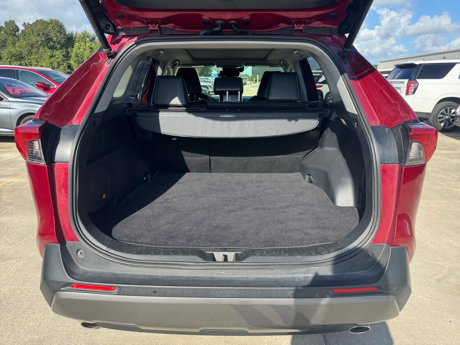 Used 2021 Toyota RAV4 SUV