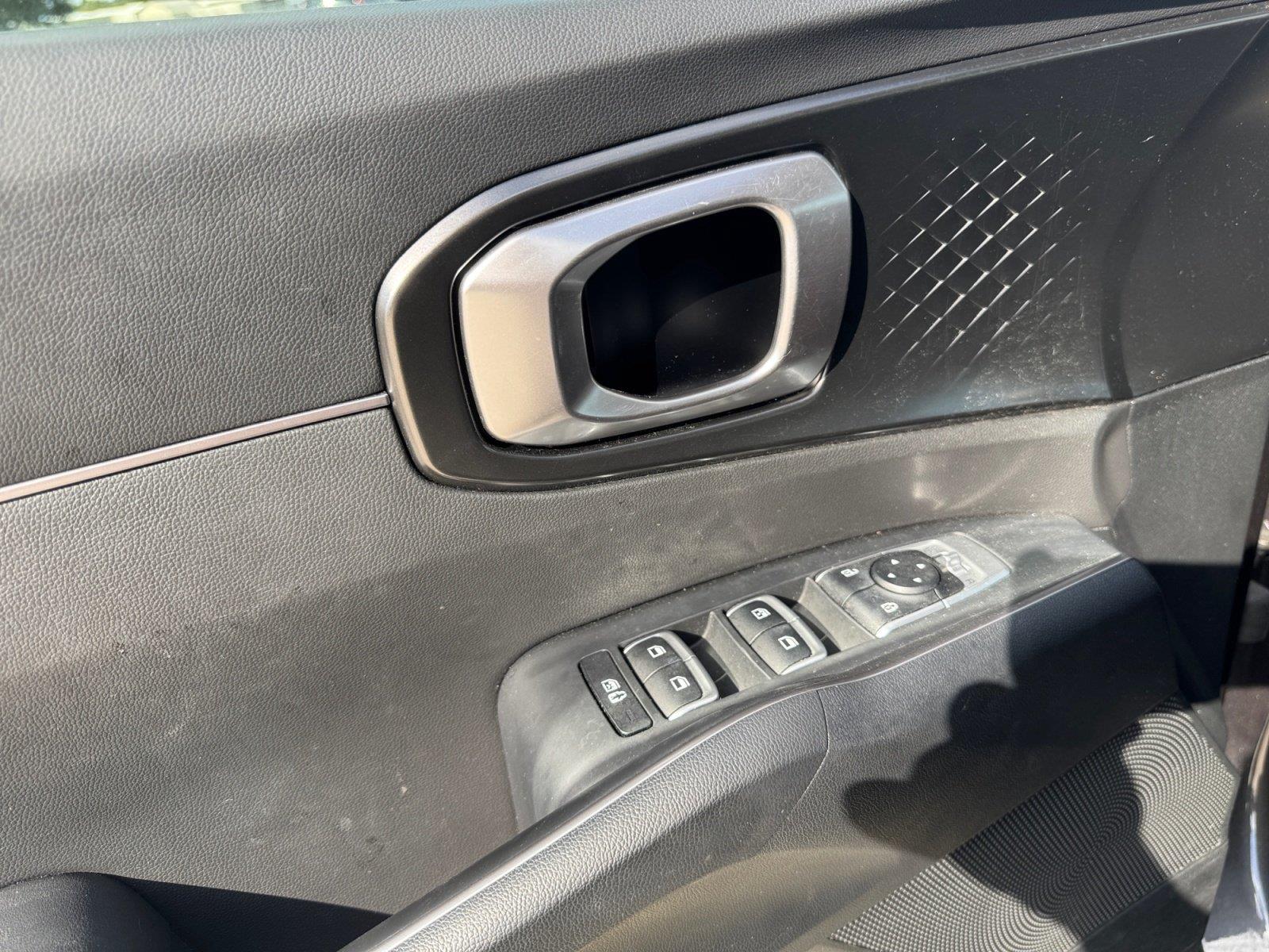Used 2022 Kia Sorento Hybrid SUV