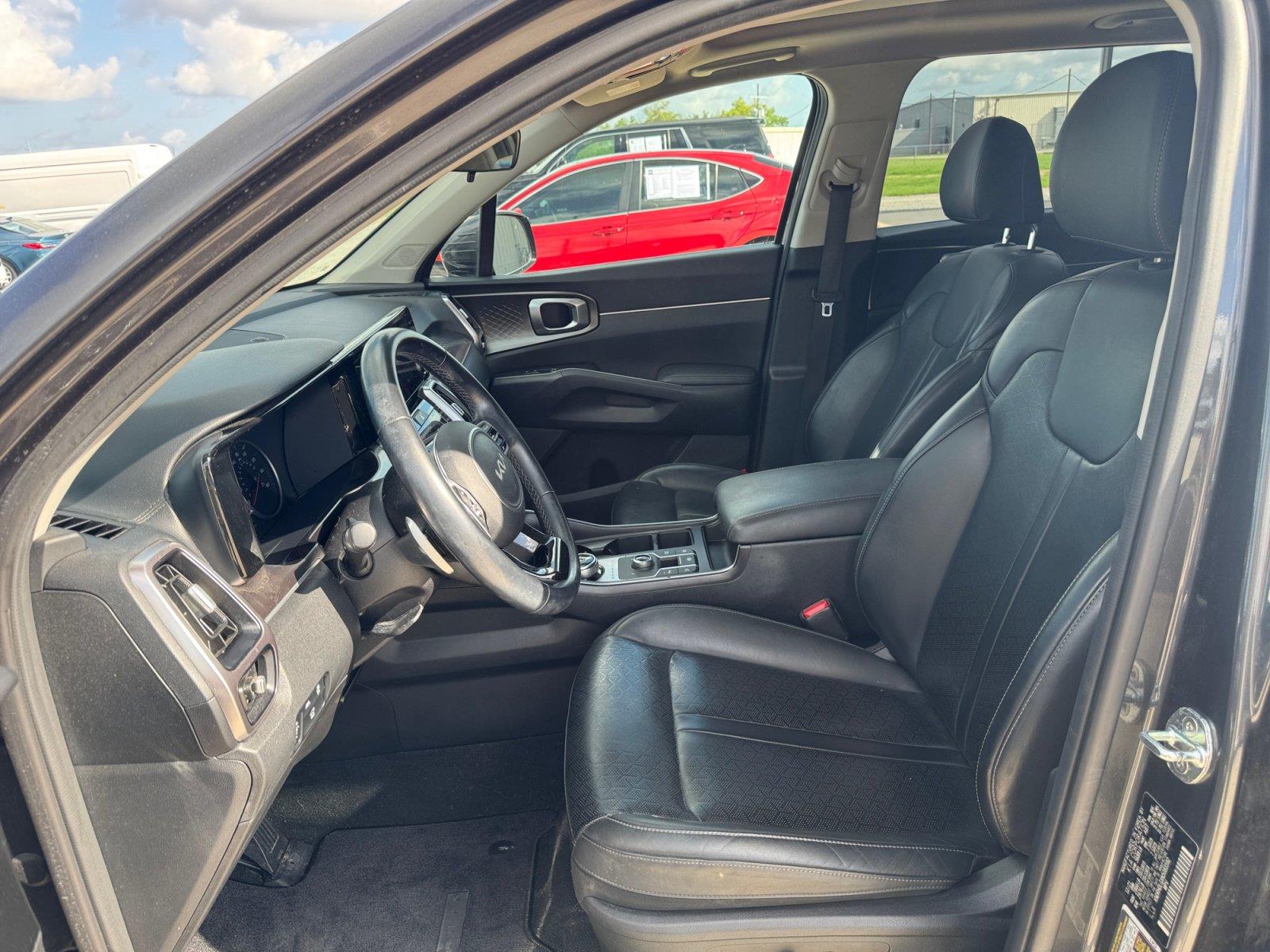 Used 2022 Kia Sorento Hybrid SUV