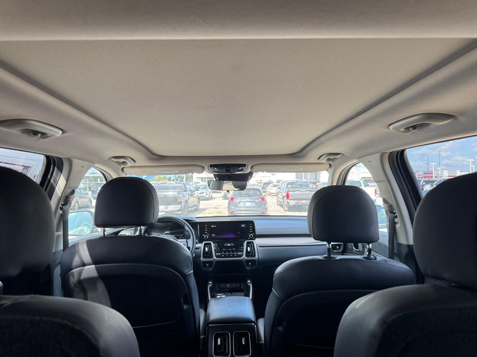 Used 2022 Kia Sorento Hybrid SUV