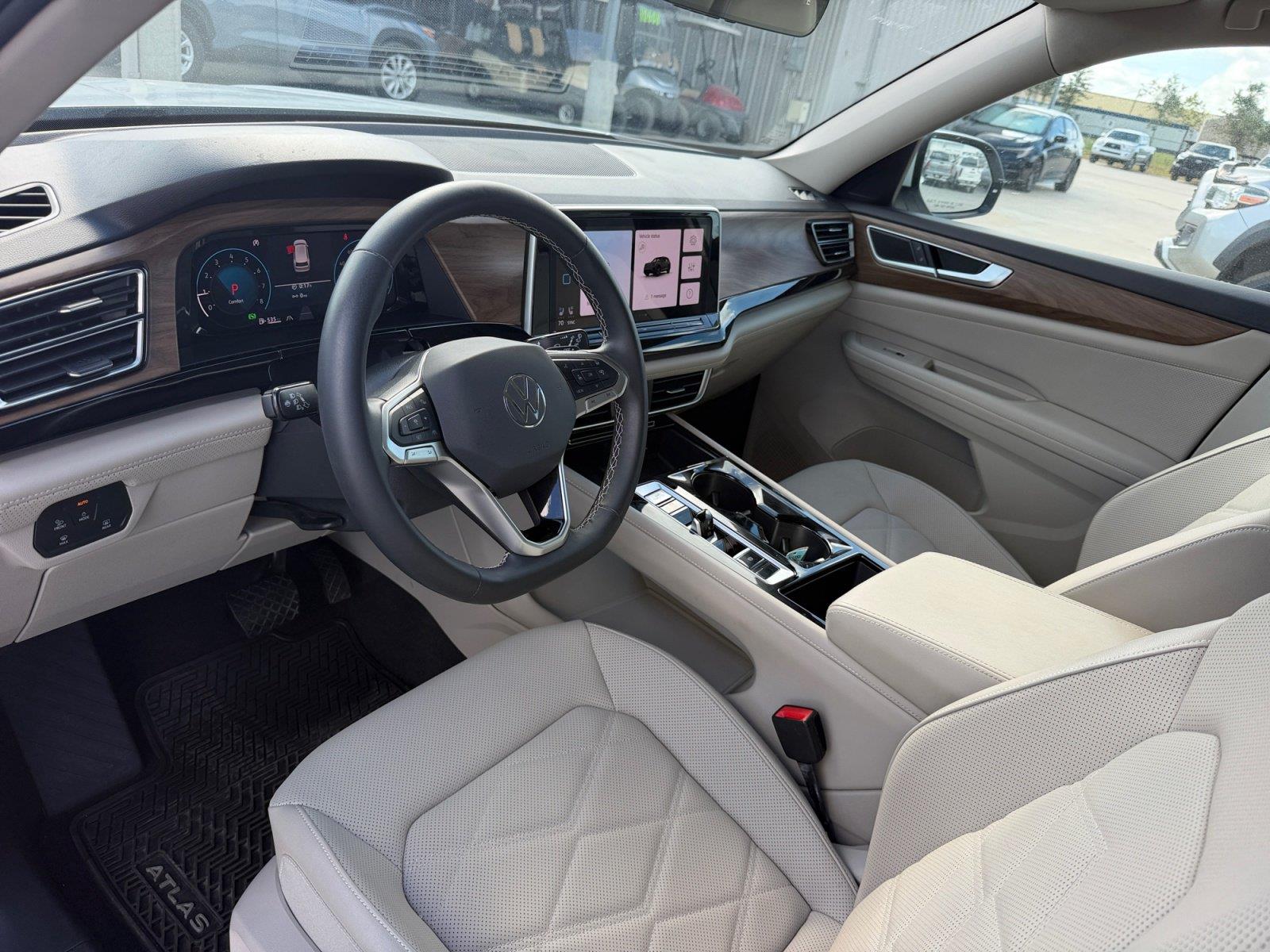 Used 2024 Volkswagen Atlas SUV