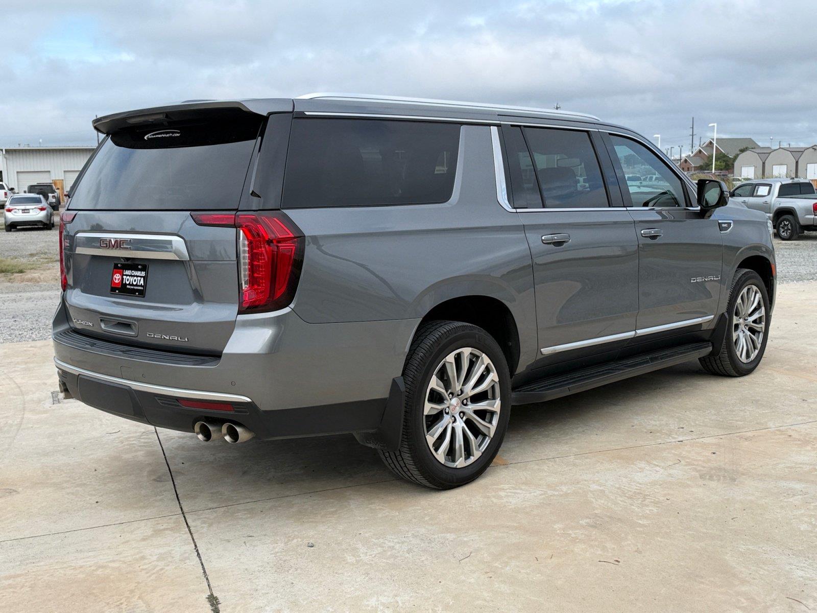 Used 2022 GMC Yukon XL SUV
