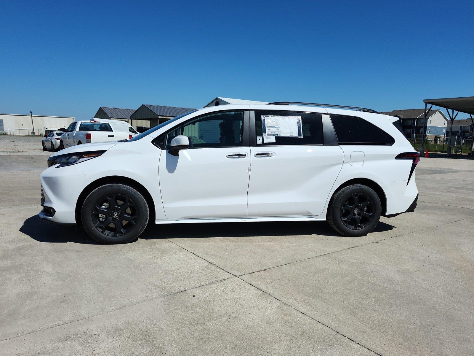 New 2026 Toyota Sienna Van