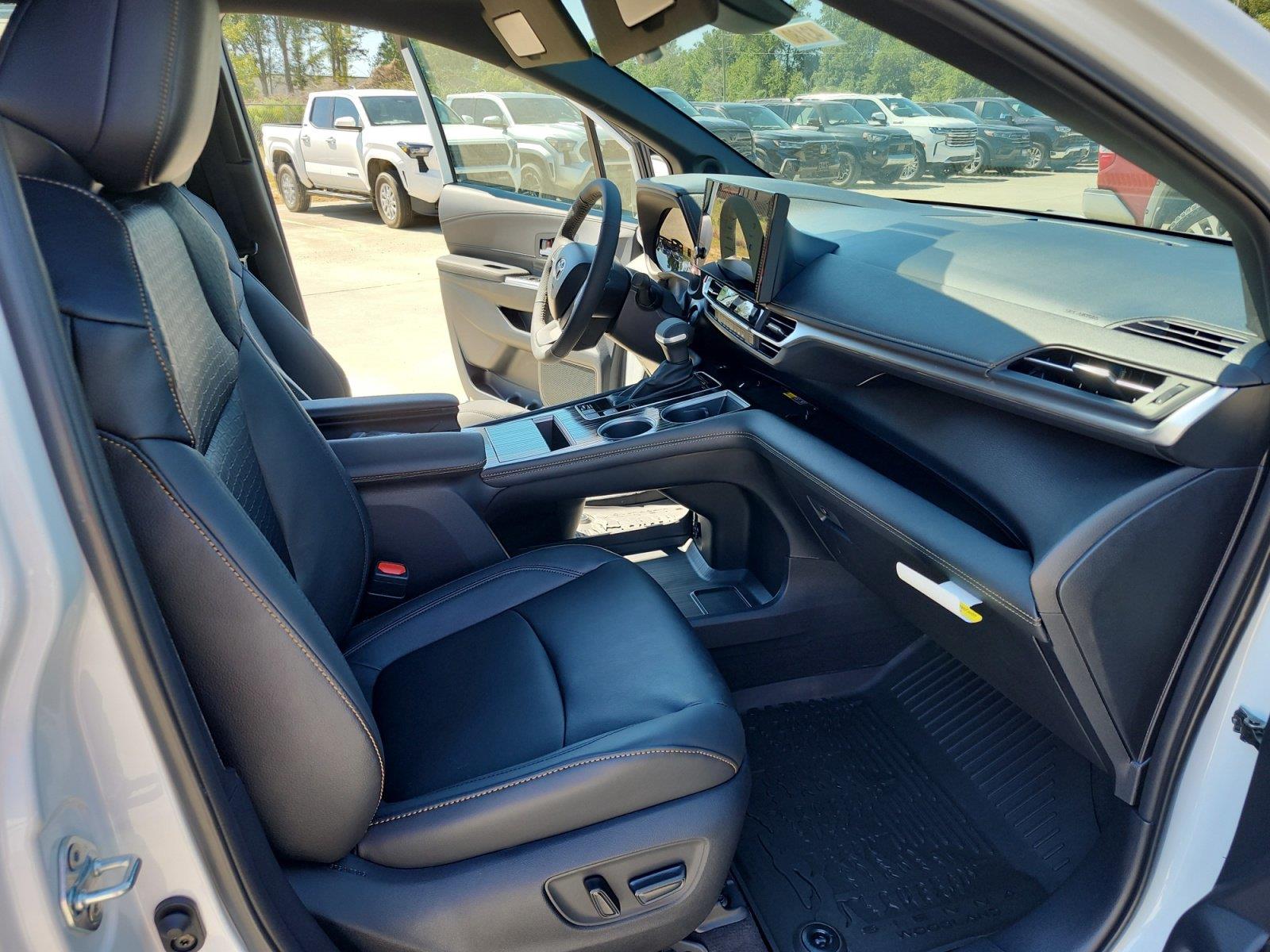New 2026 Toyota Sienna Van