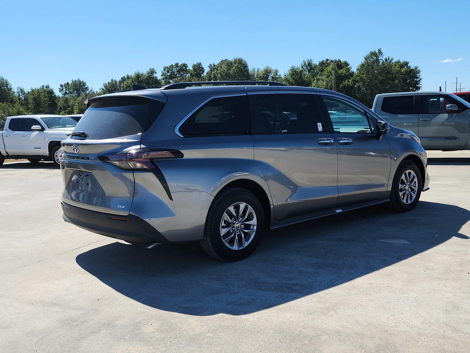 New 2026 Toyota Sienna Van