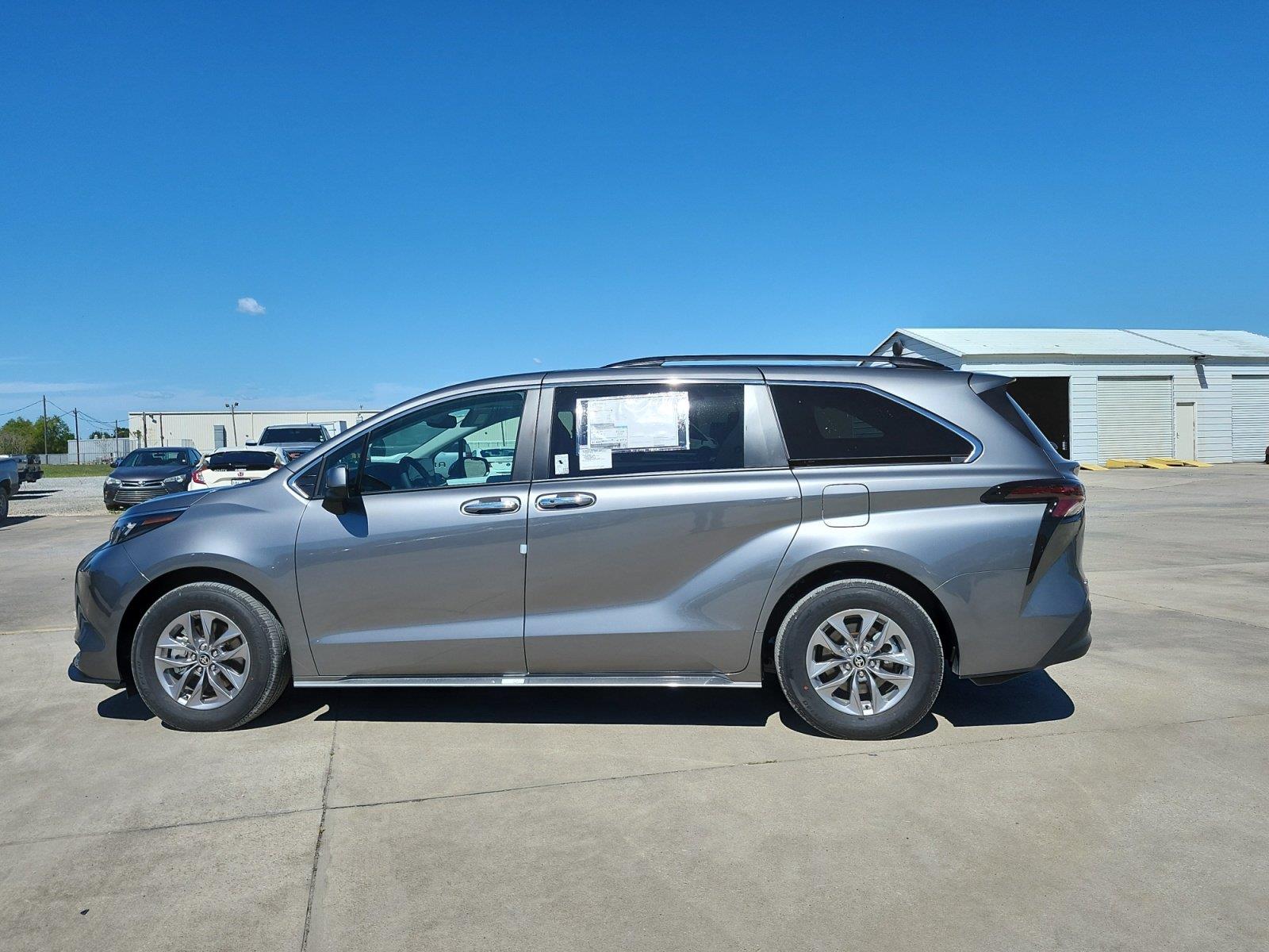 New 2026 Toyota Sienna Van