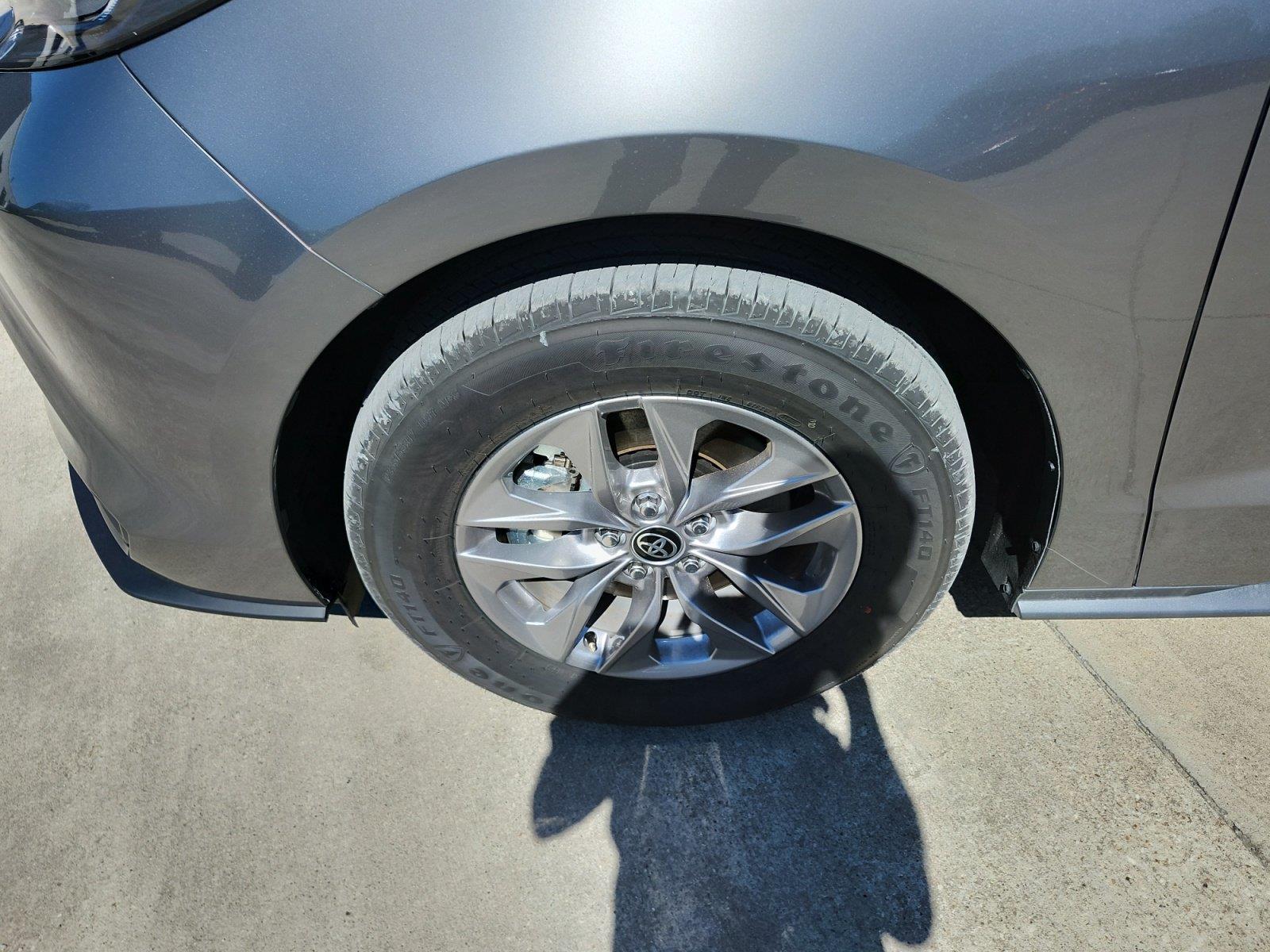 New 2026 Toyota Sienna Van