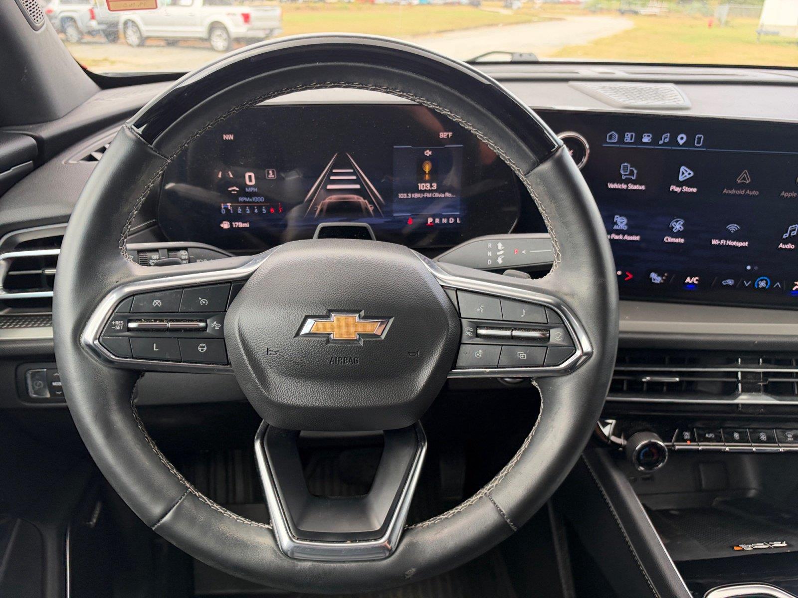 Used 2024 Chevrolet Traverse SUV