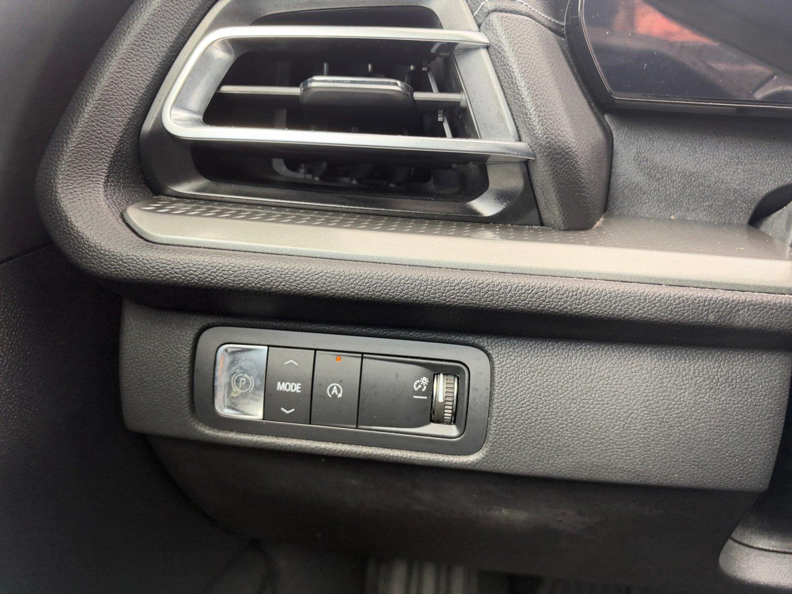 Used 2024 Chevrolet Traverse SUV