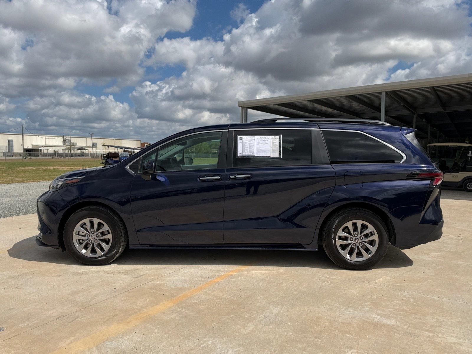 Used 2025 Toyota Sienna Van