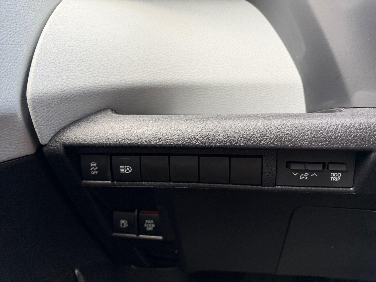 Used 2025 Toyota Sienna Van