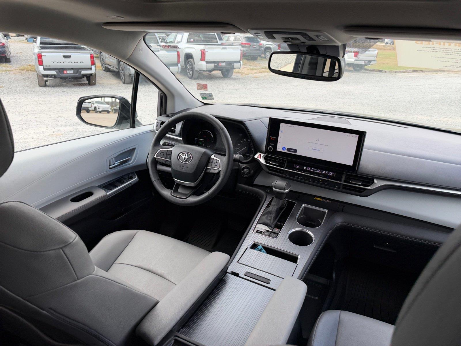 Used 2025 Toyota Sienna Van