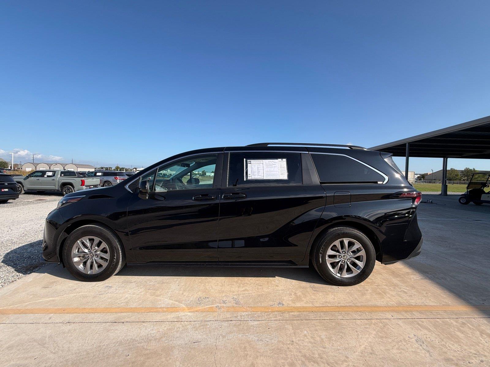 Used 2025 Toyota Sienna Van