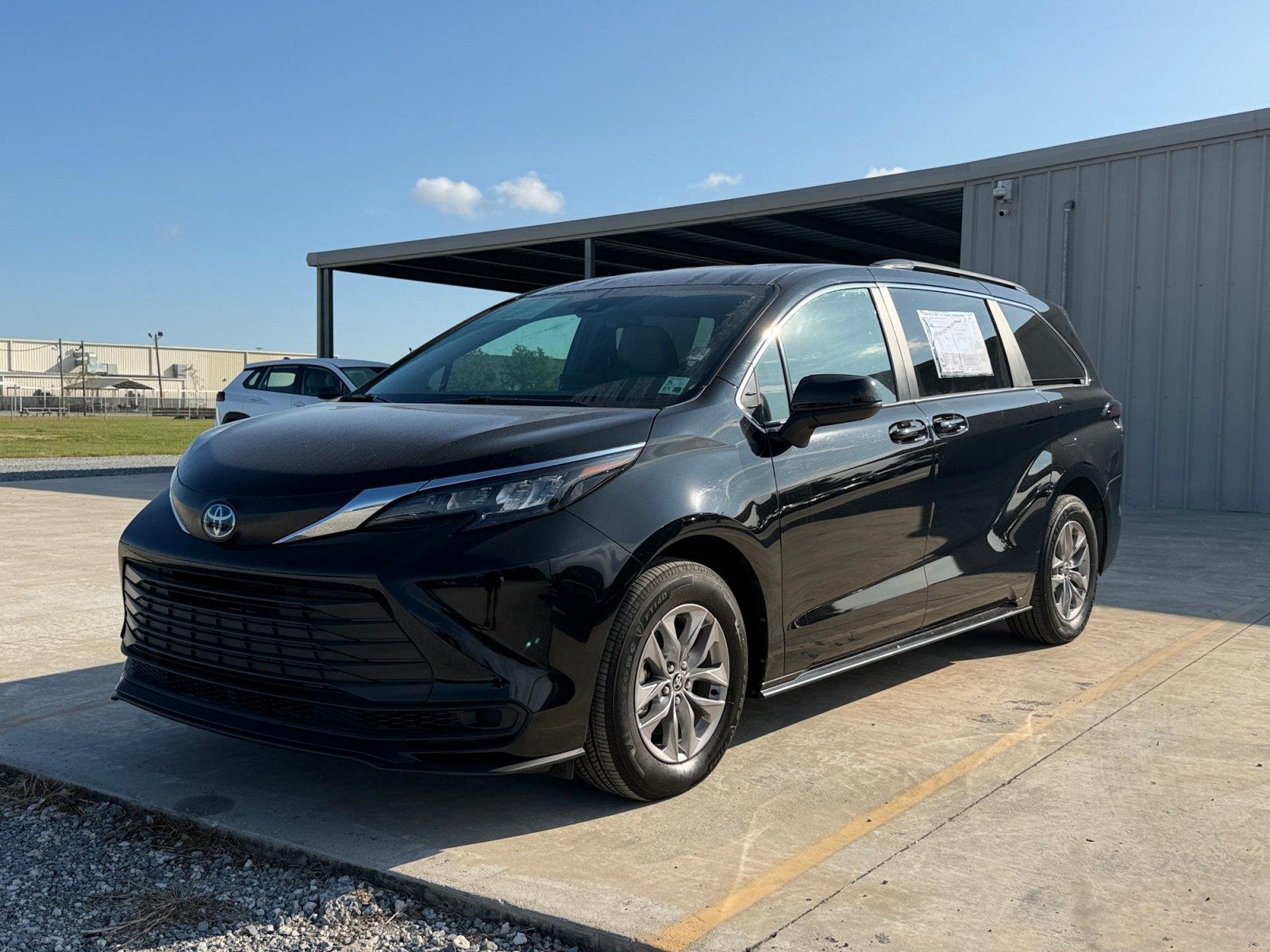 Used 2025 Toyota Sienna Van