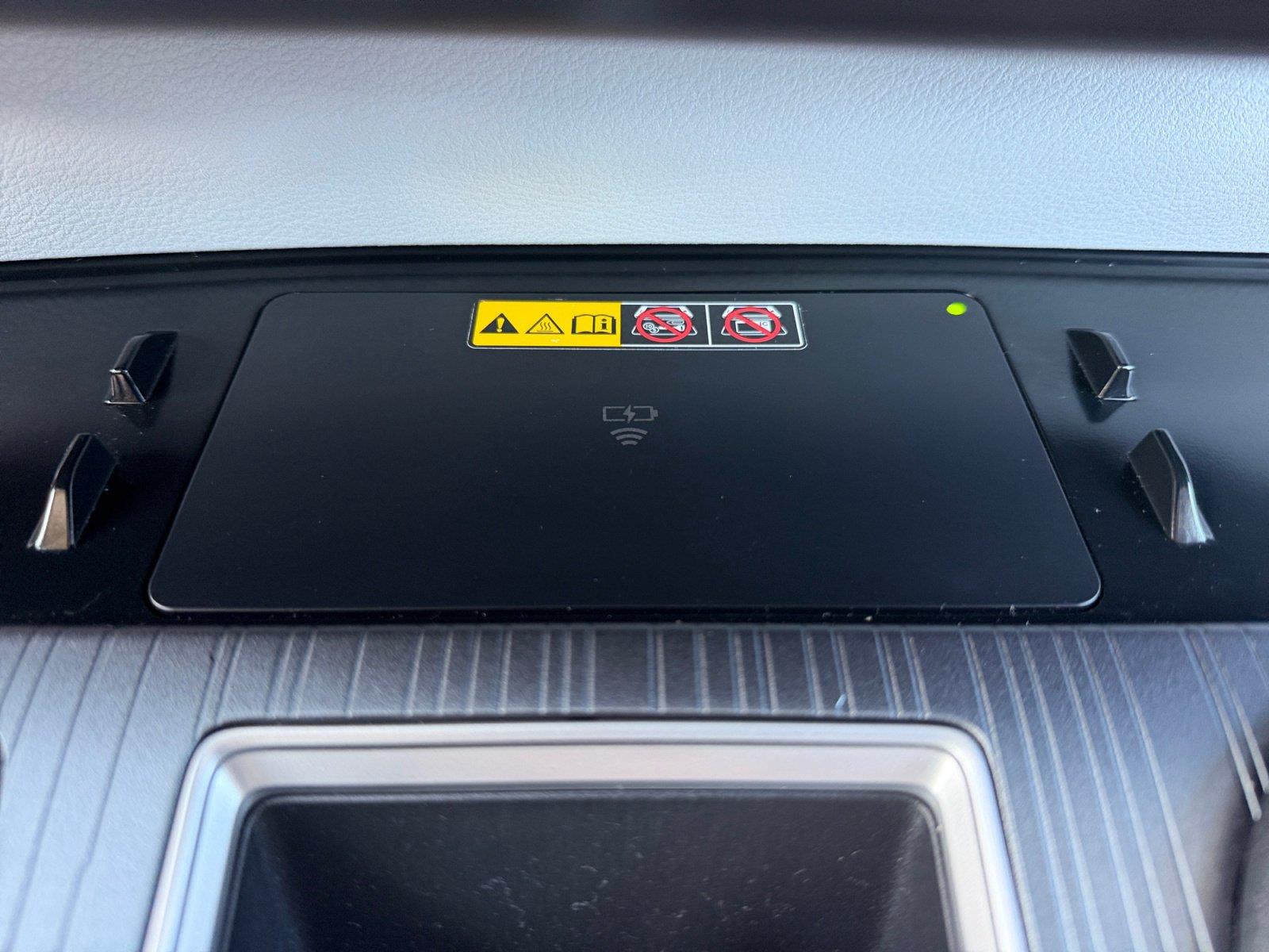 Used 2025 Toyota Sienna Van