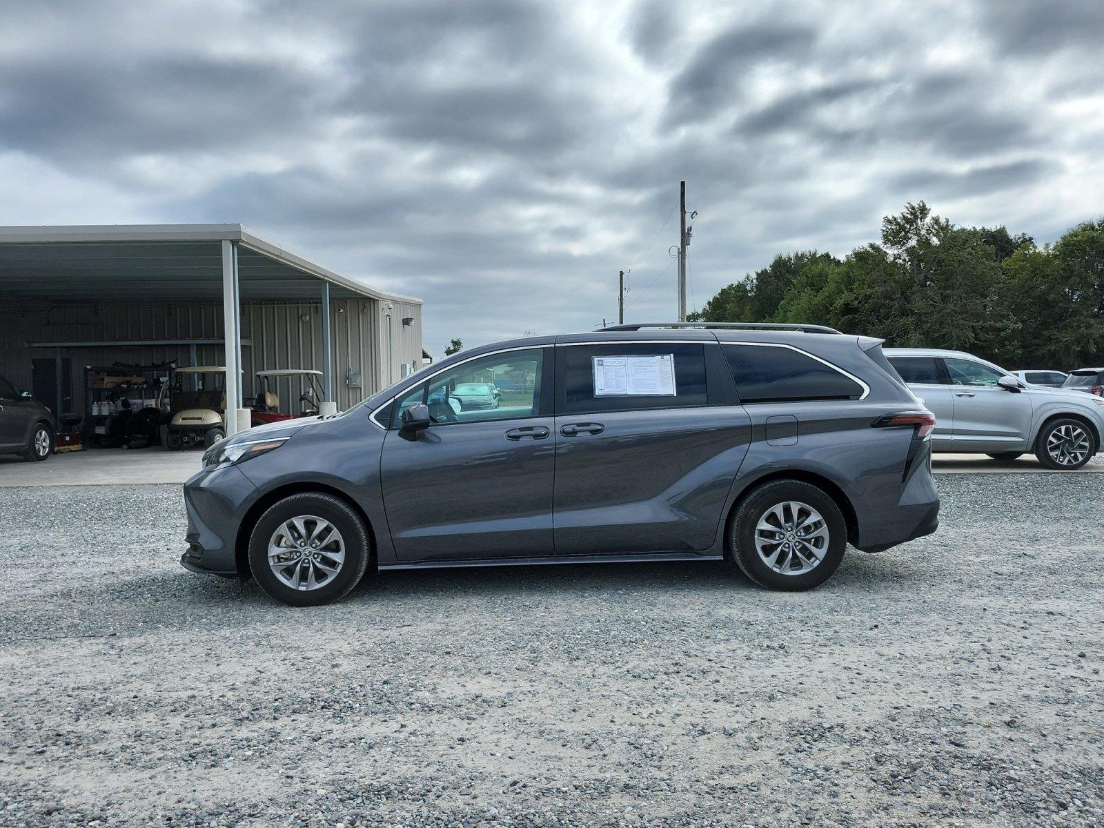 Used 2025 Toyota Sienna Van