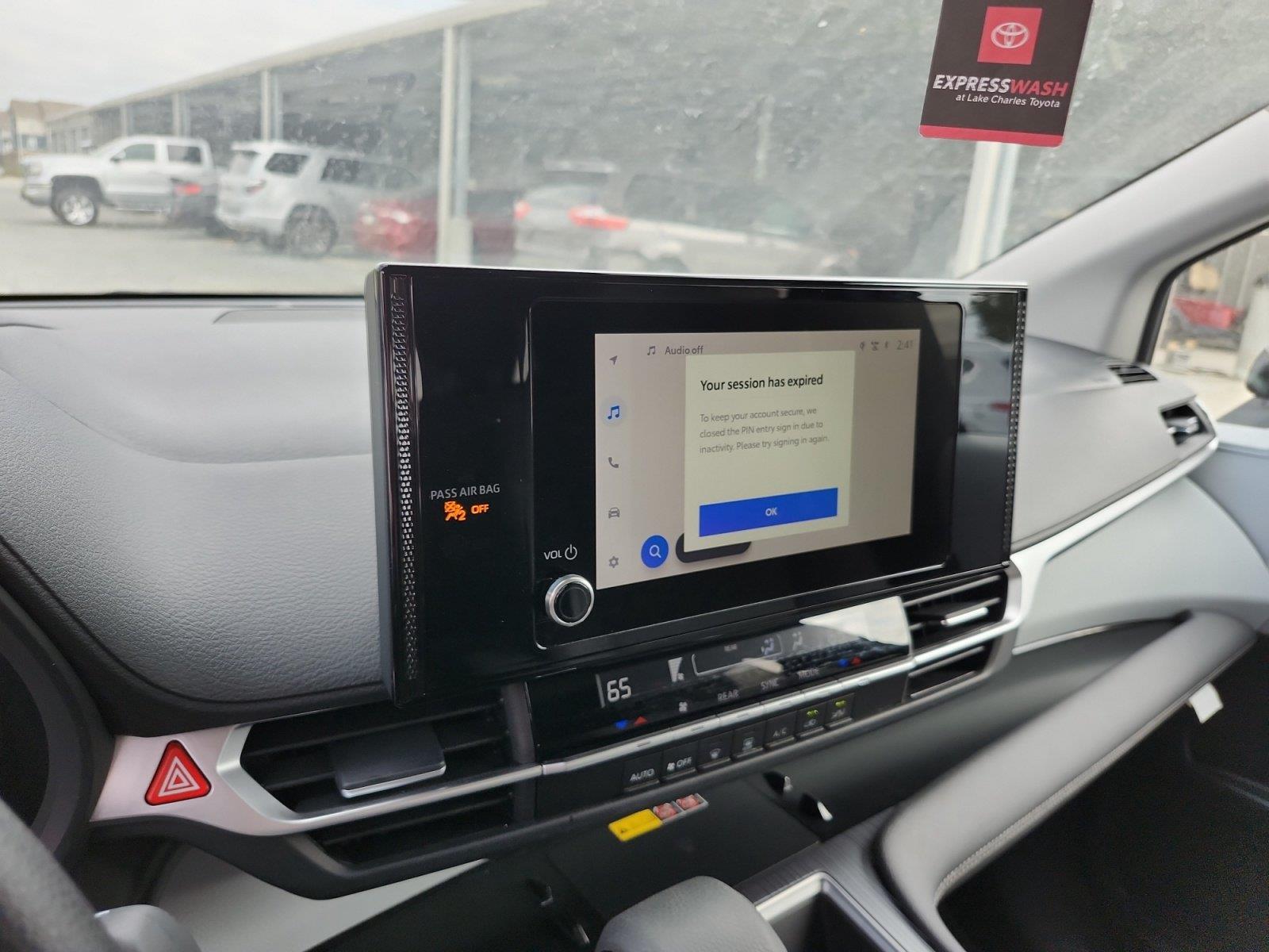 Used 2025 Toyota Sienna Van