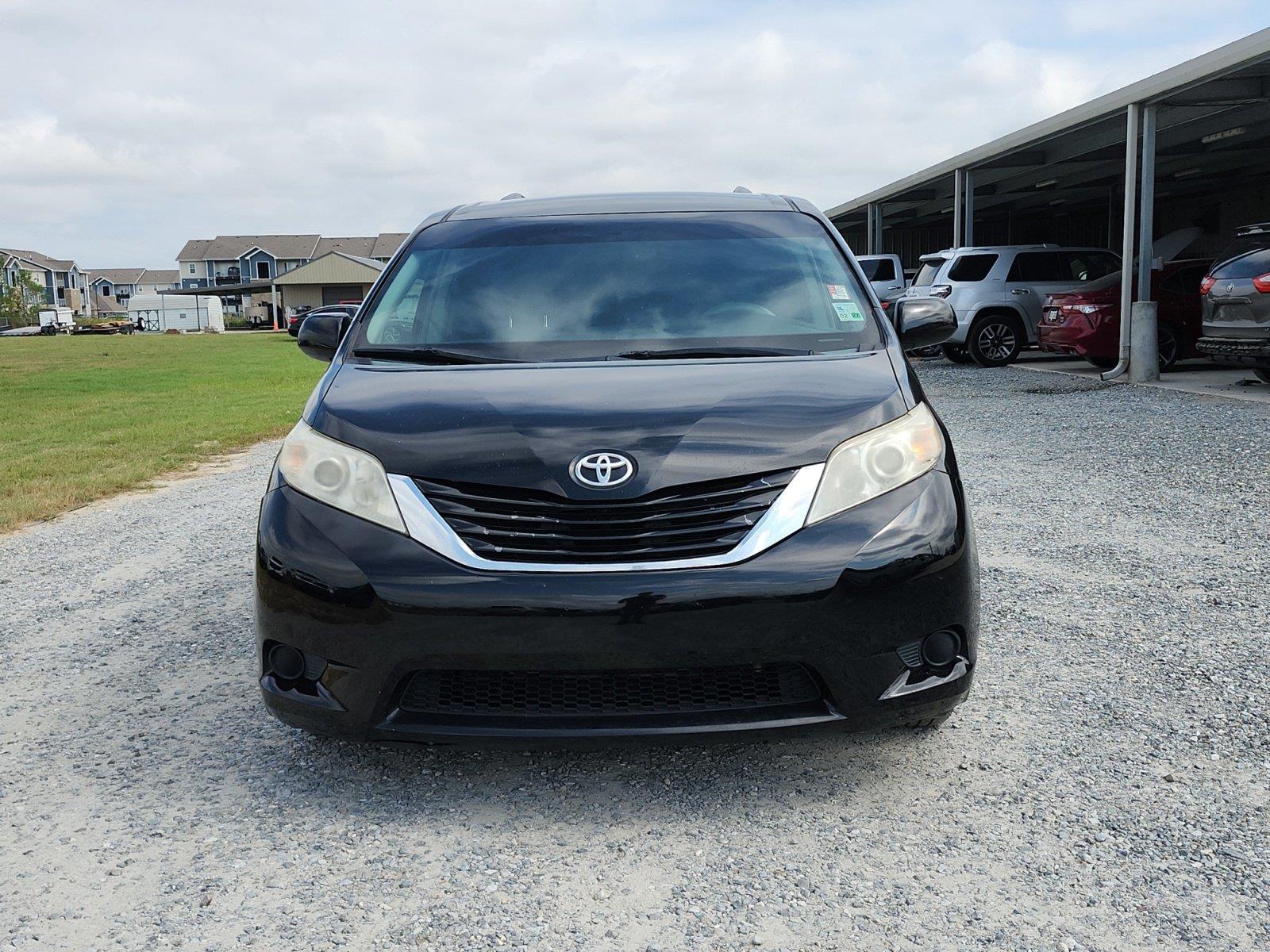Used 2015 Toyota Sienna Van
