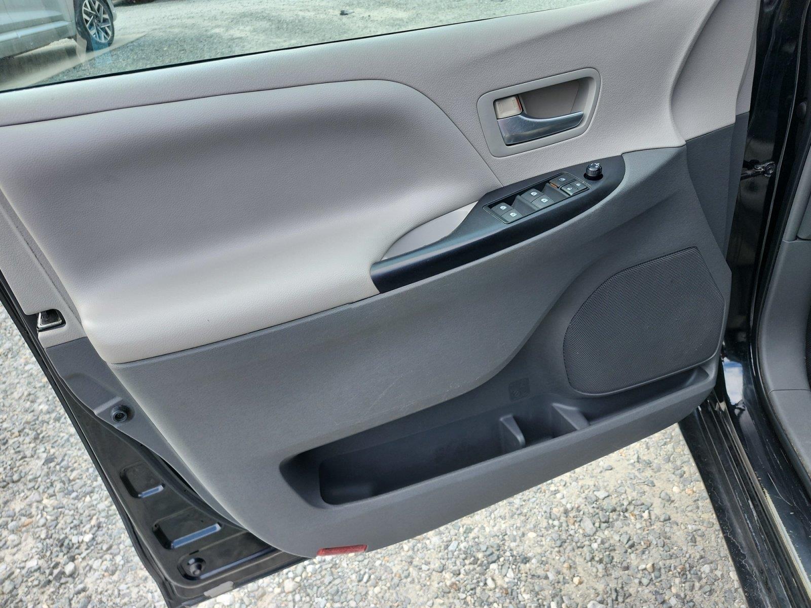 Used 2015 Toyota Sienna Van