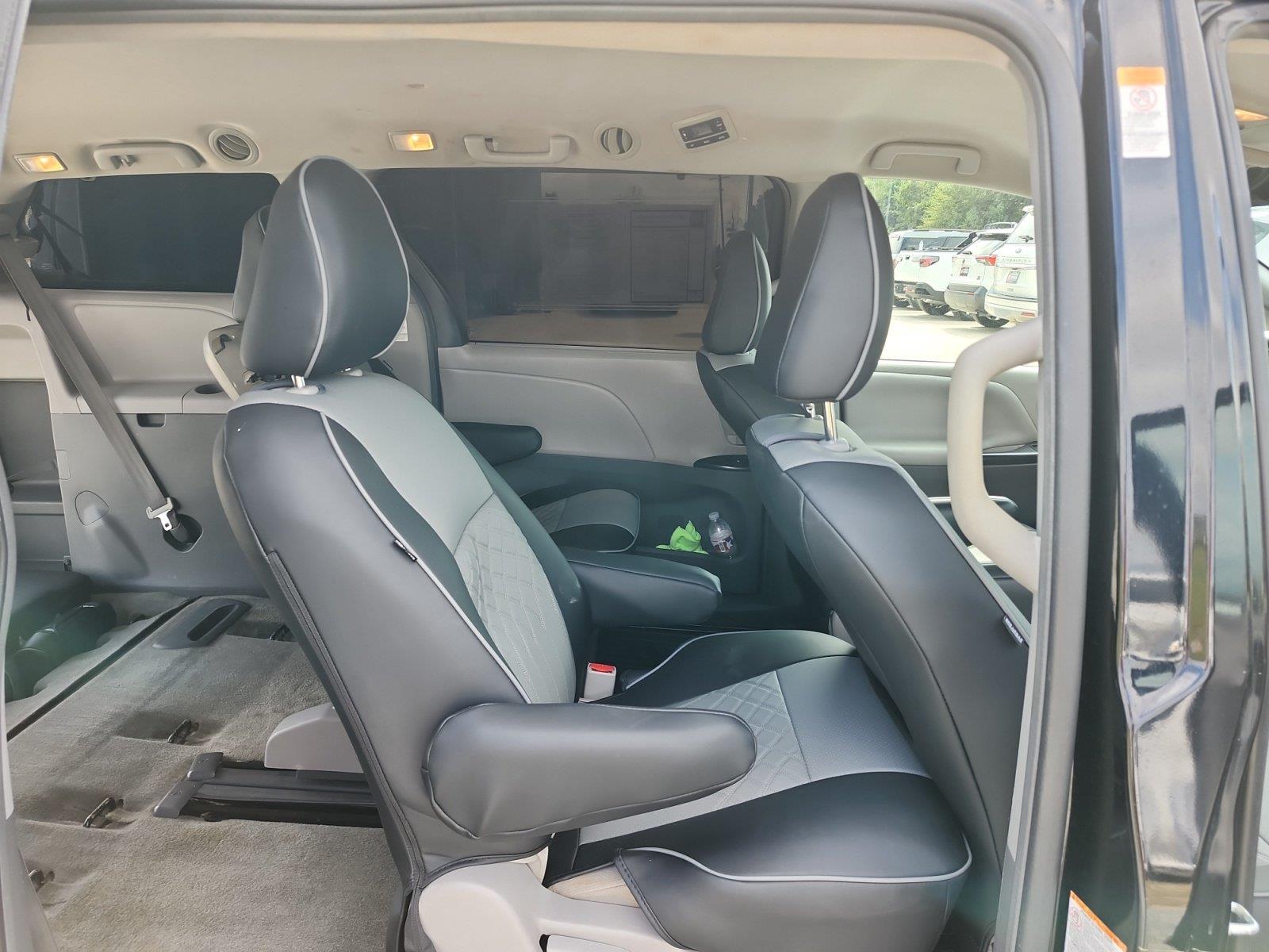 Used 2015 Toyota Sienna Van