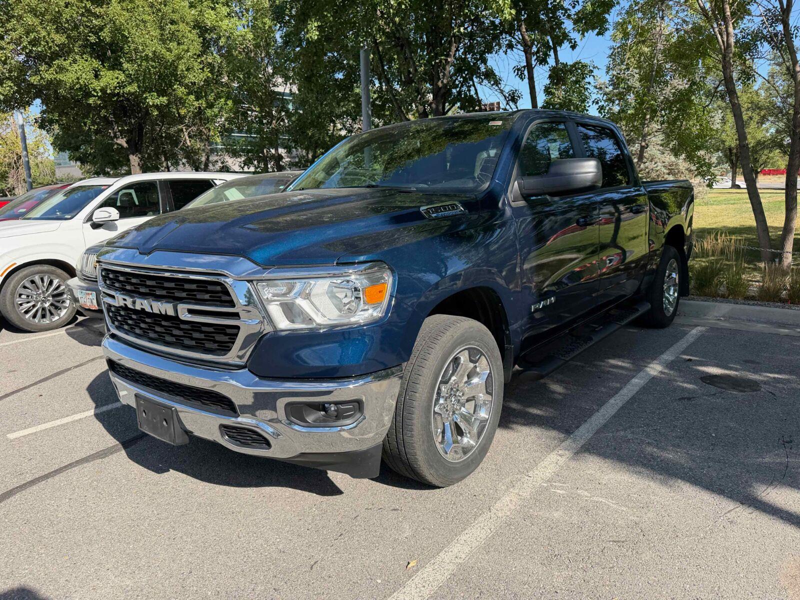 Patriot Blue Pearlcoat 2022 RAM 1500 Pickup Truck Four-Wheel Drive 8-Speed Automatic