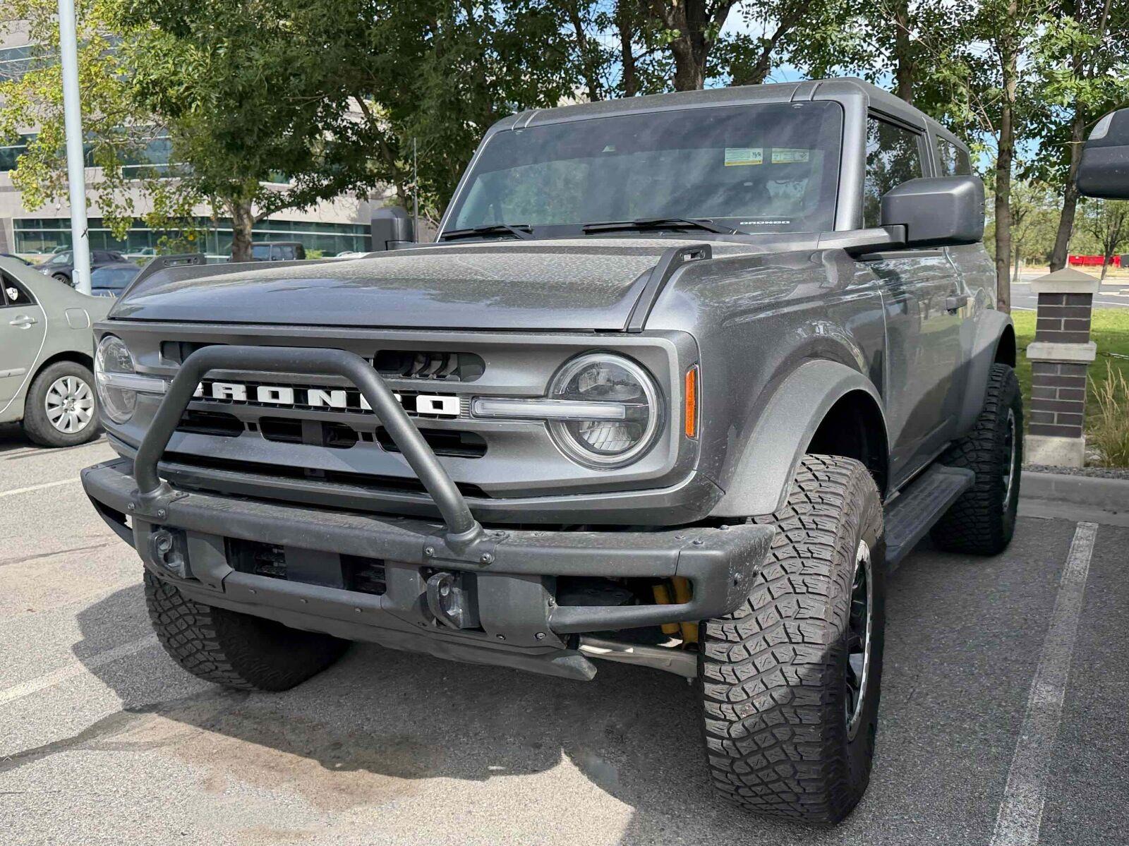 Carbonized Gray 2023 Ford Bronco SUV / Crossover Four-Wheel Drive 7-Speed Manual