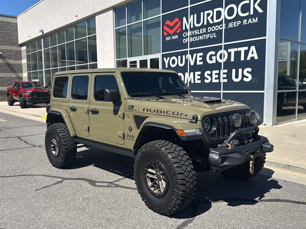 41 2025 Jeep Wrangler SUV / Crossover Four-Wheel Drive 8-Speed Automatic