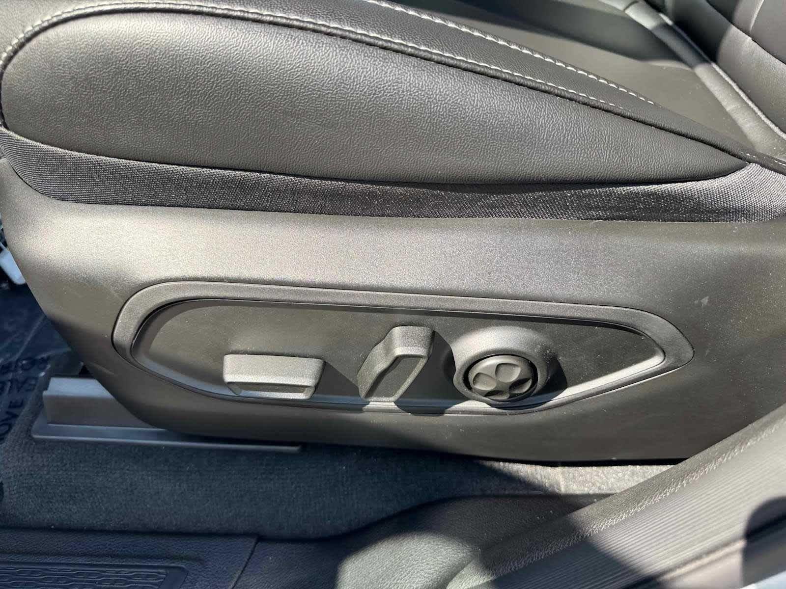 2025 Jeep Grand Cherokee L Limited - Photo 12