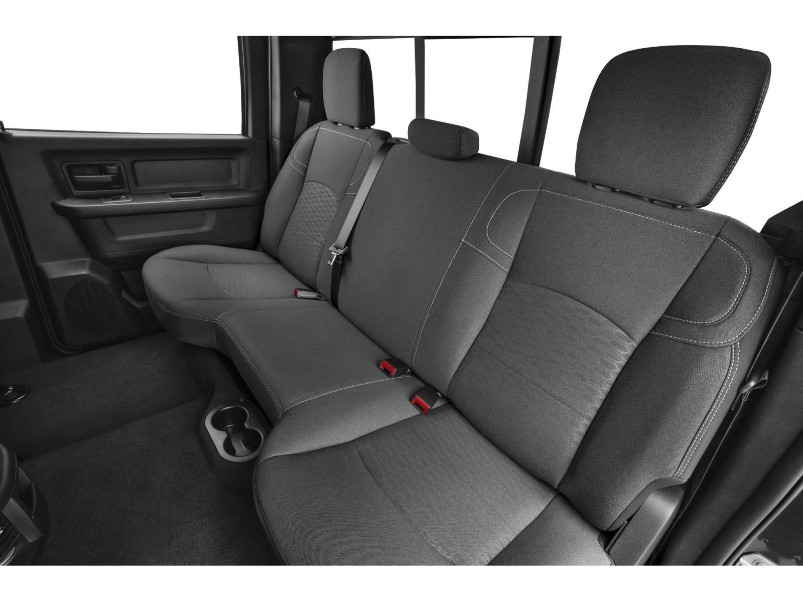 New 2026 Diamond Black Crystal Pearl-Coat Exterior Paint RAM Tradesman image 8