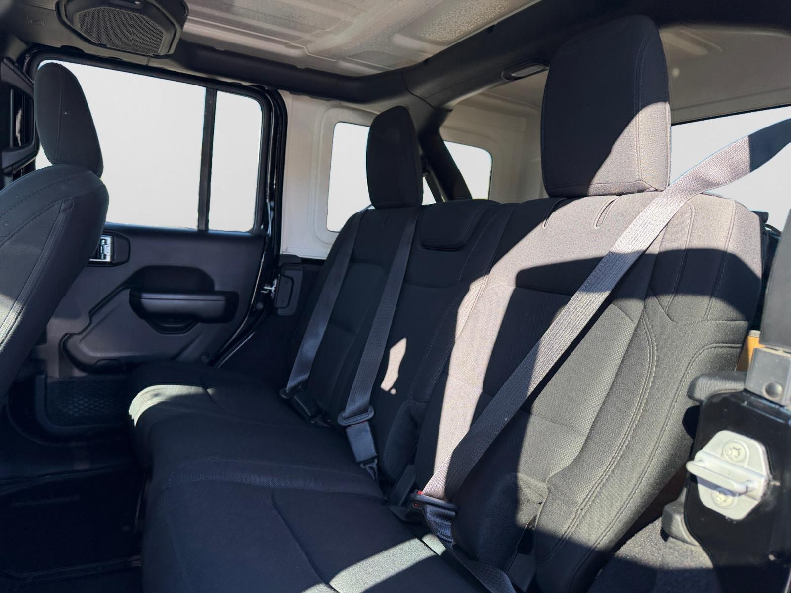 2020 Jeep Wrangler Unlimited Willys - Photo 18