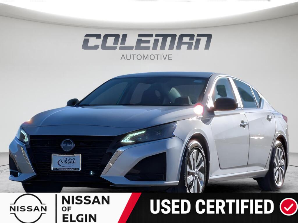 Brilliant Silver Metallic 2025 Nissan Altima Sedan Front-Wheel Drive Continuously Variable Transmission