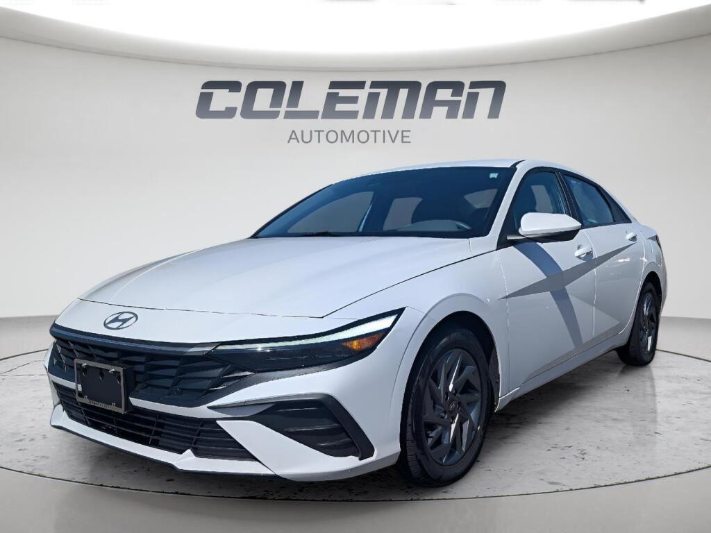 Serenity White 2024 Hyundai Elantra Sedan Front-Wheel Drive Continuously Variable Transmission